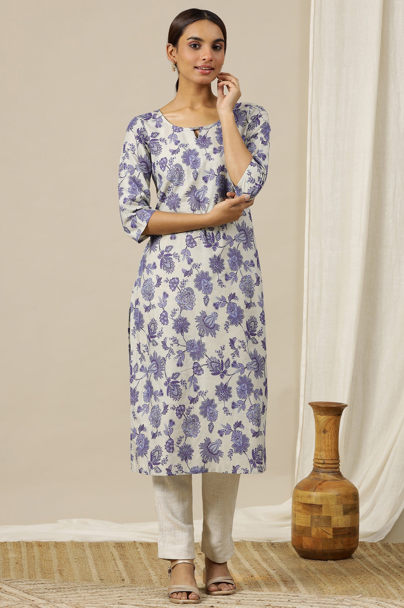 Light Beige Floral Printed Cotton Shimmer Straight Kurta with Neck Metal Clasp