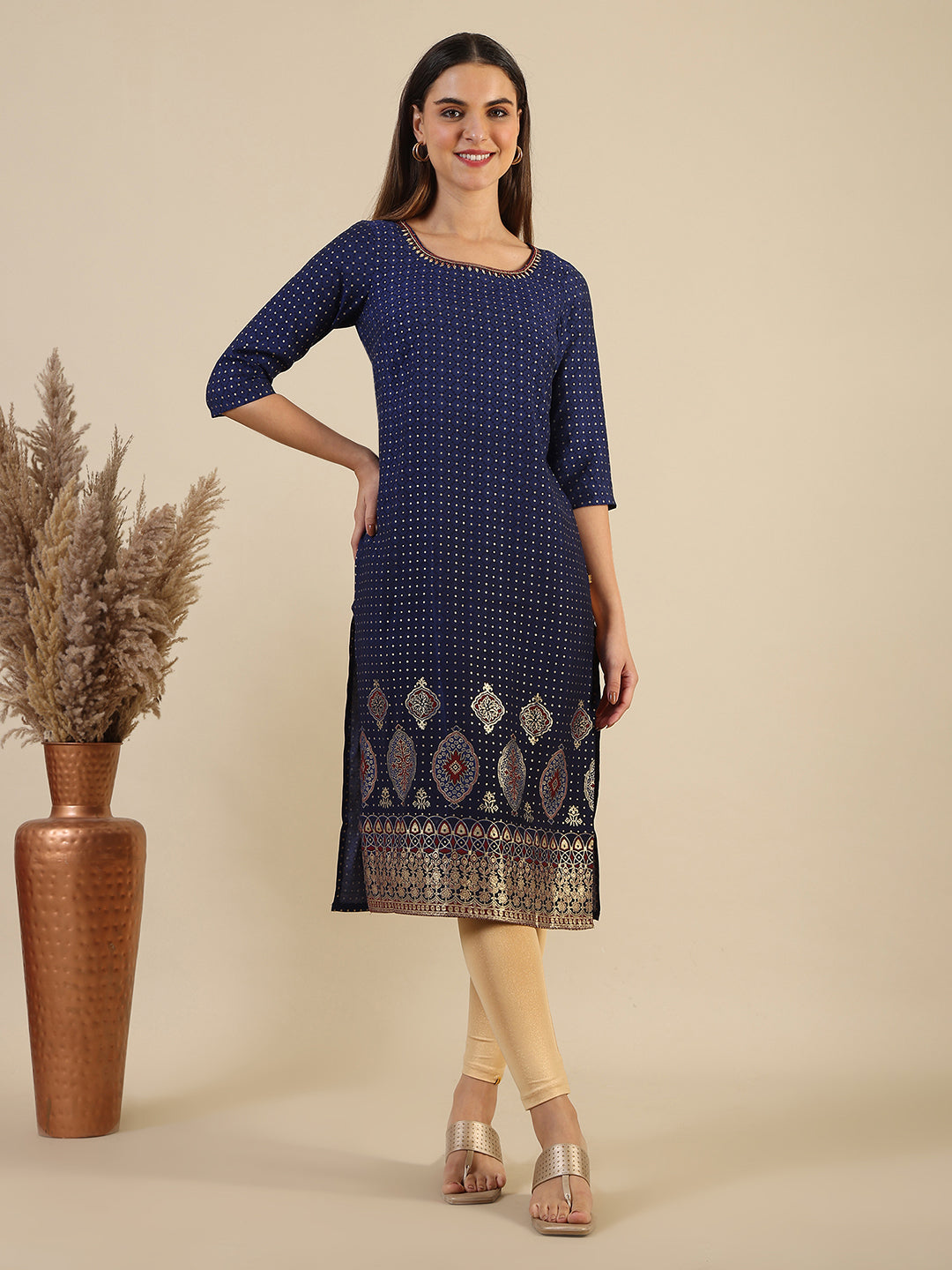 Blue Abstract Ombre Printed Sequined Straight Kurta