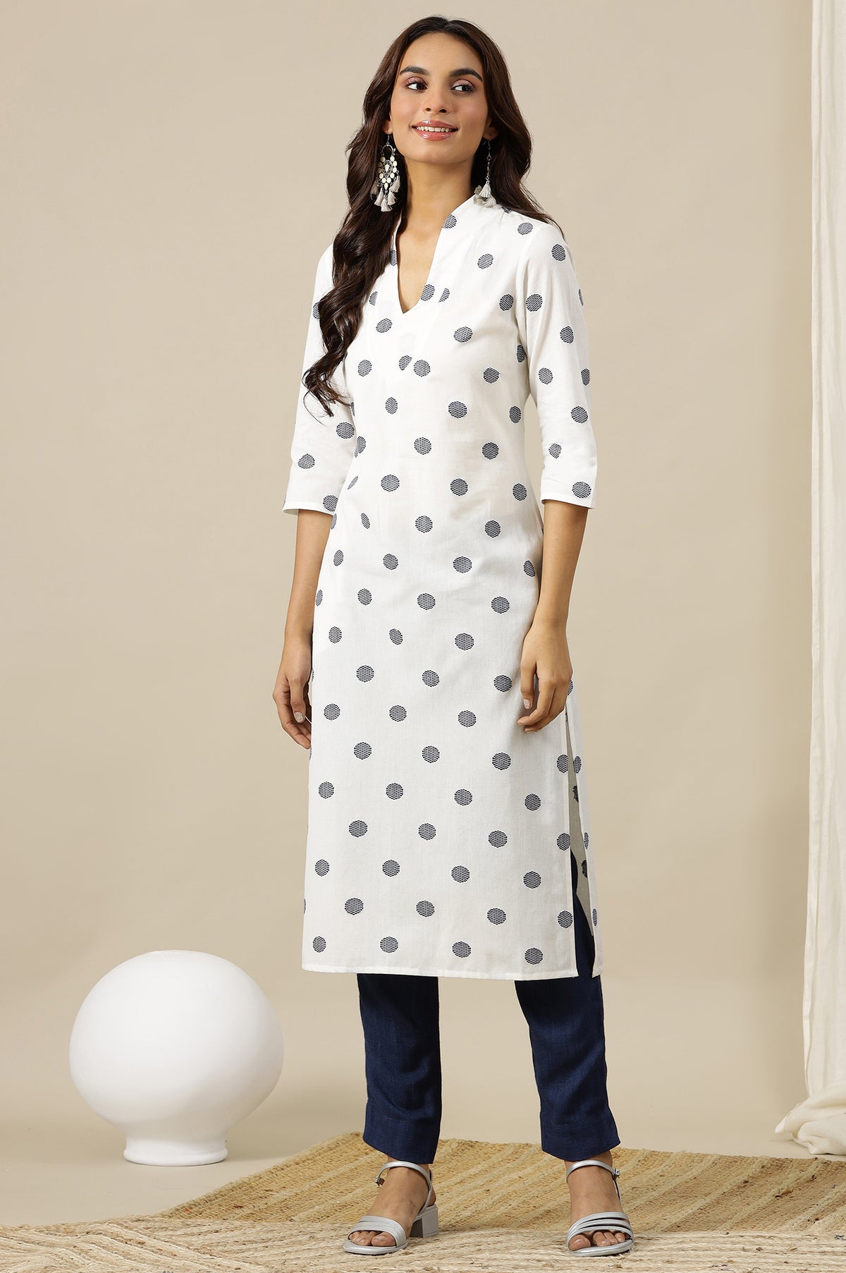 White Yarn Dyed Pure Cotton Straight Kurta in Stylized Neck - XS