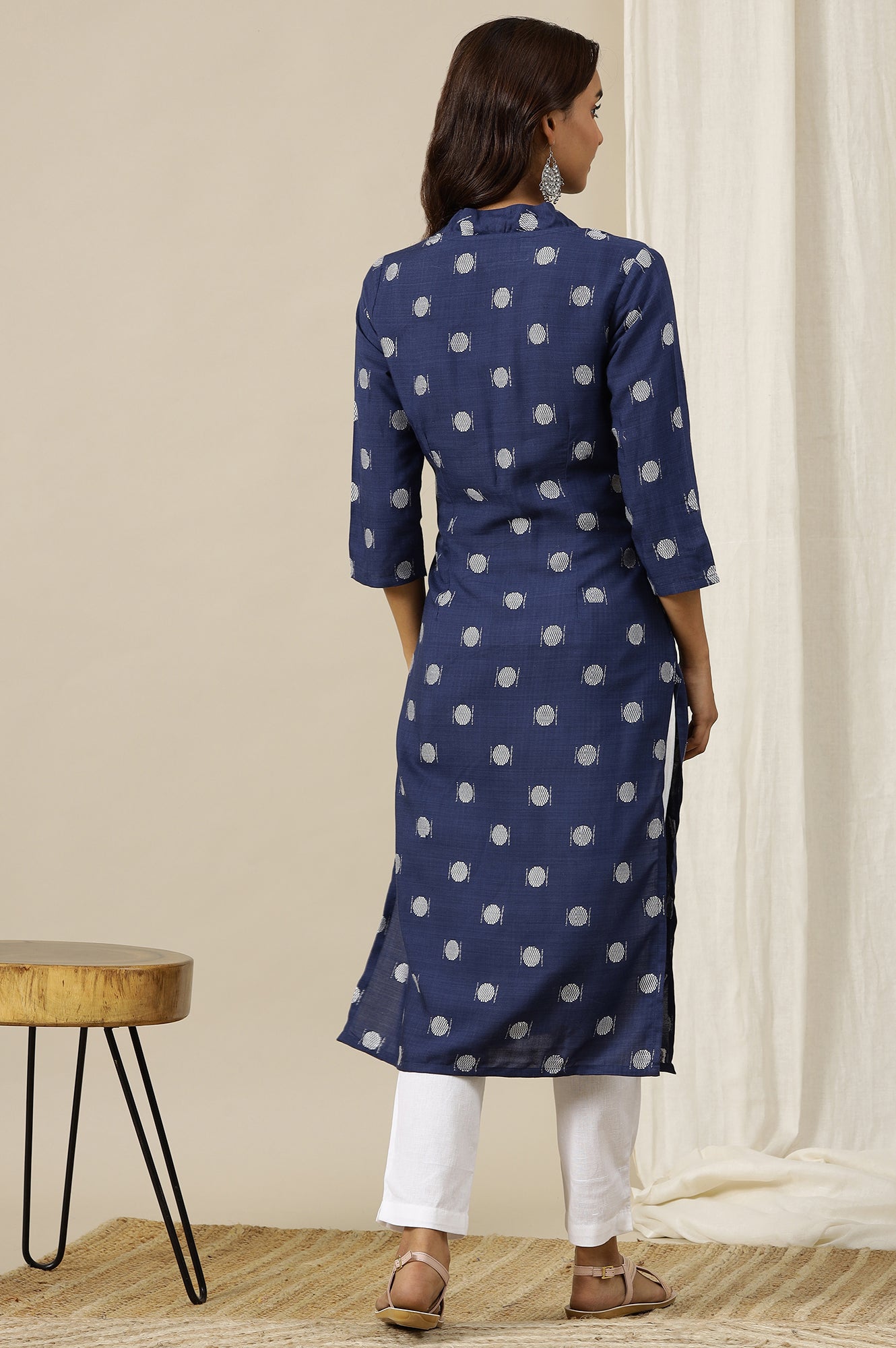 Ocean Blue Yarn Dyed Pure Cotton Straight Kurta in Stylized Neck