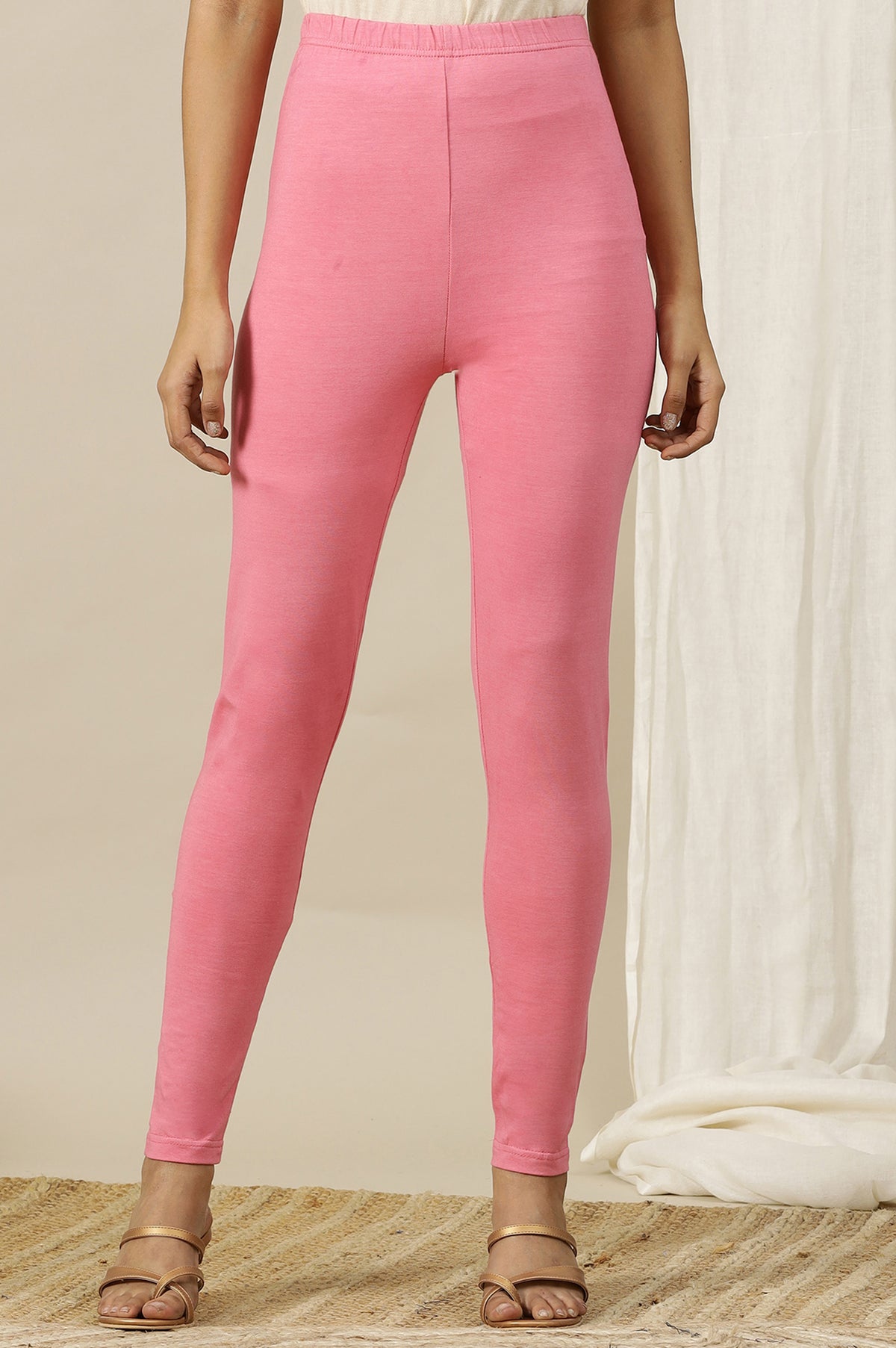 Pink Solid Cotton Lycra Stretchable Tights in Mid-Rise - S