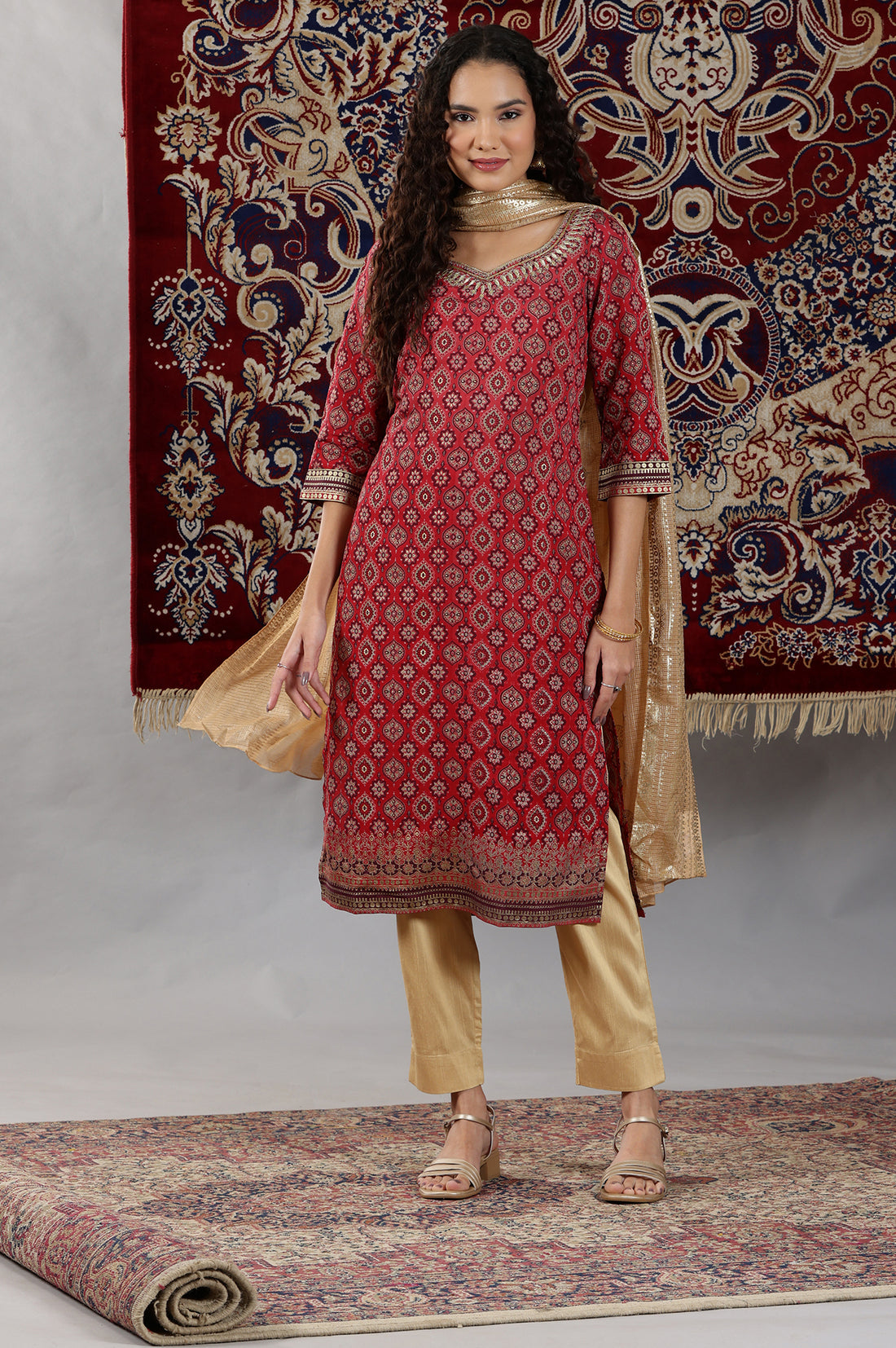 Gold Floral Printed Rectangular Woven Dupatta