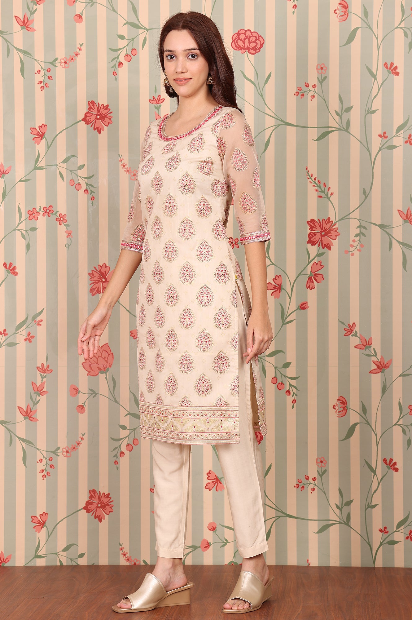 Beige-Abstract-Printed-Embroidered-Kurta,-Trousers-and-Dupatta-Set