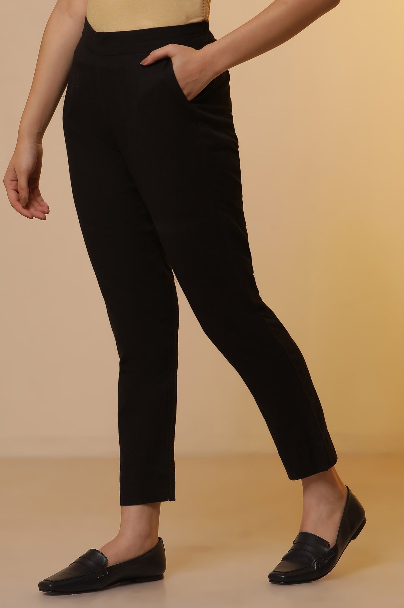 Black Solid Ankle Length Cotton Flax Trousers