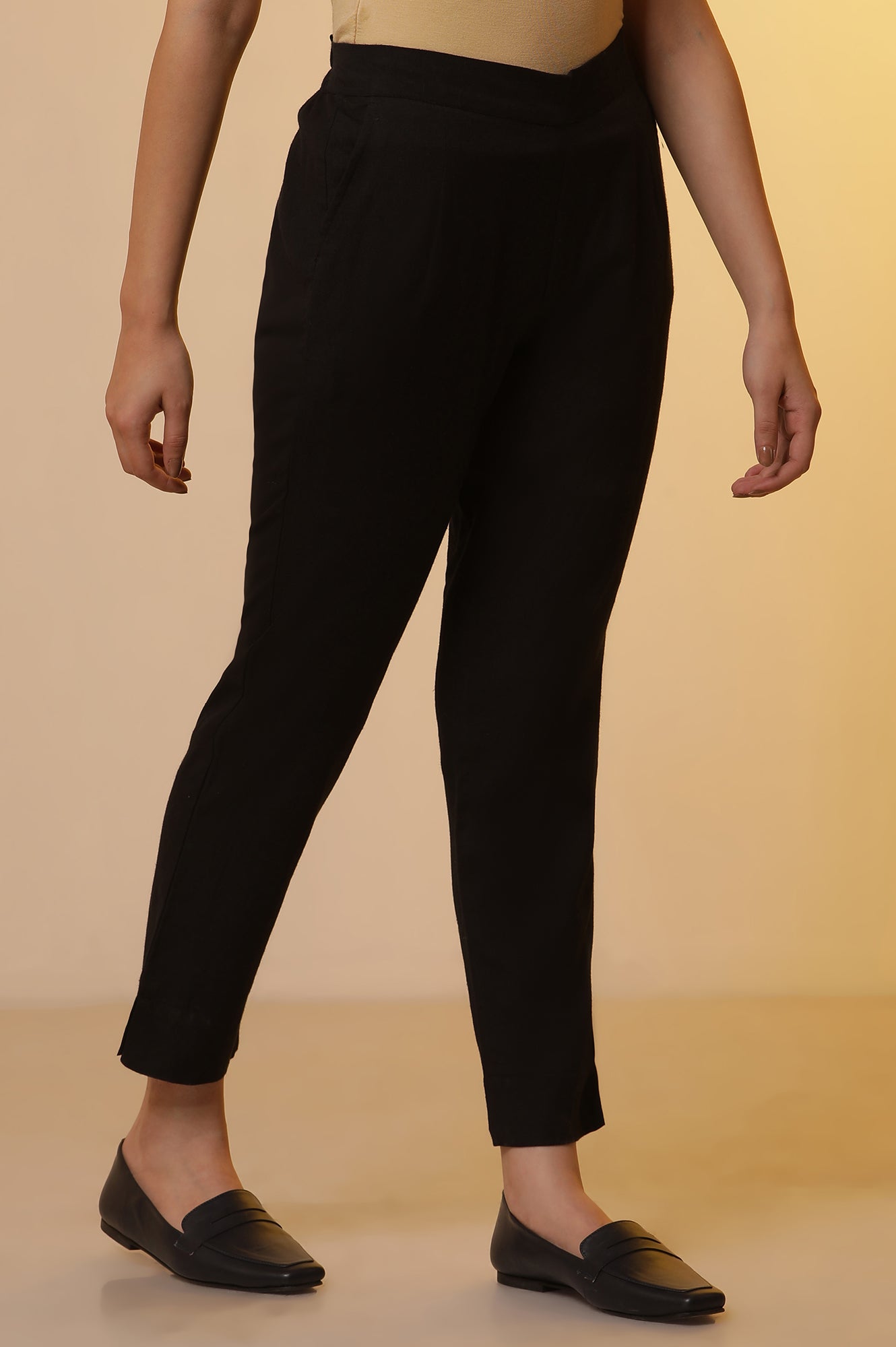 Black Solid Ankle Length Cotton Flax Trousers