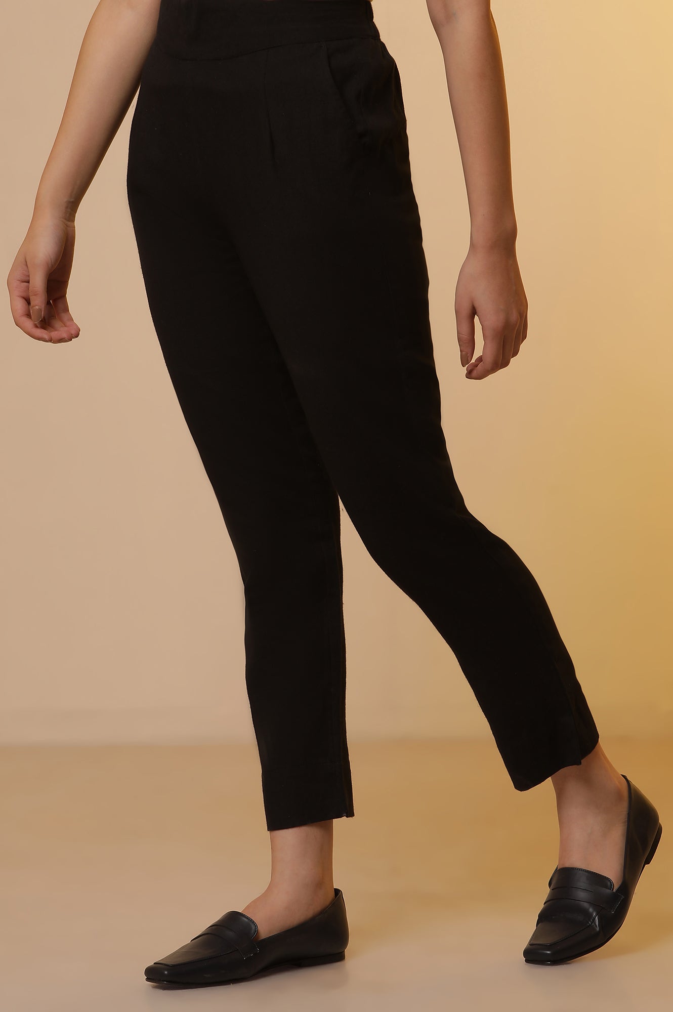 Black Solid Ankle Length Cotton Flax Trousers