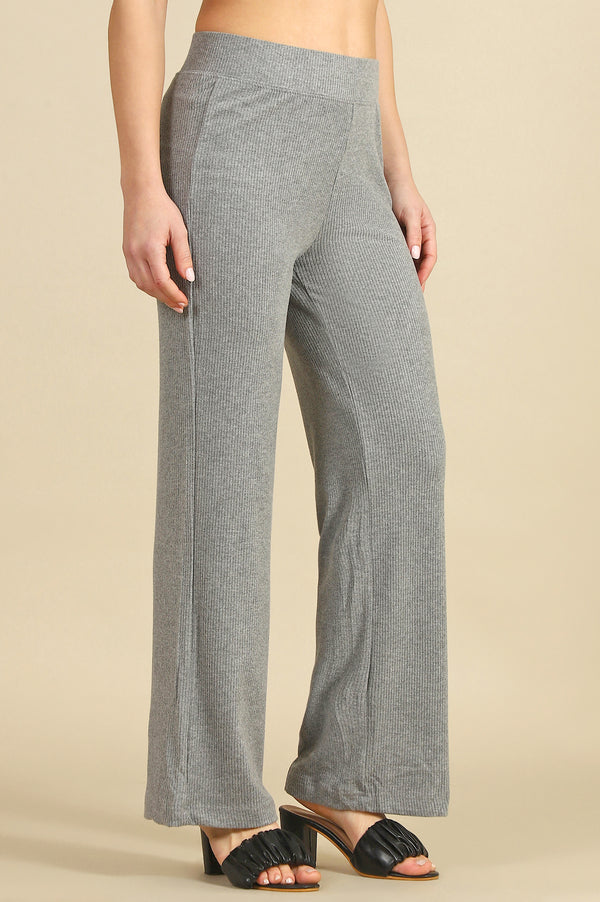 Grey Solid Straight Fit Pants With Slip On Closure