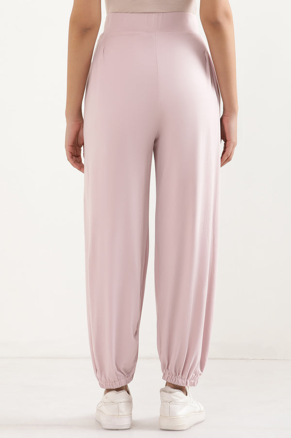 Elleven Women's Light Pink Solid Loose Fit Pants With Pleated Detail