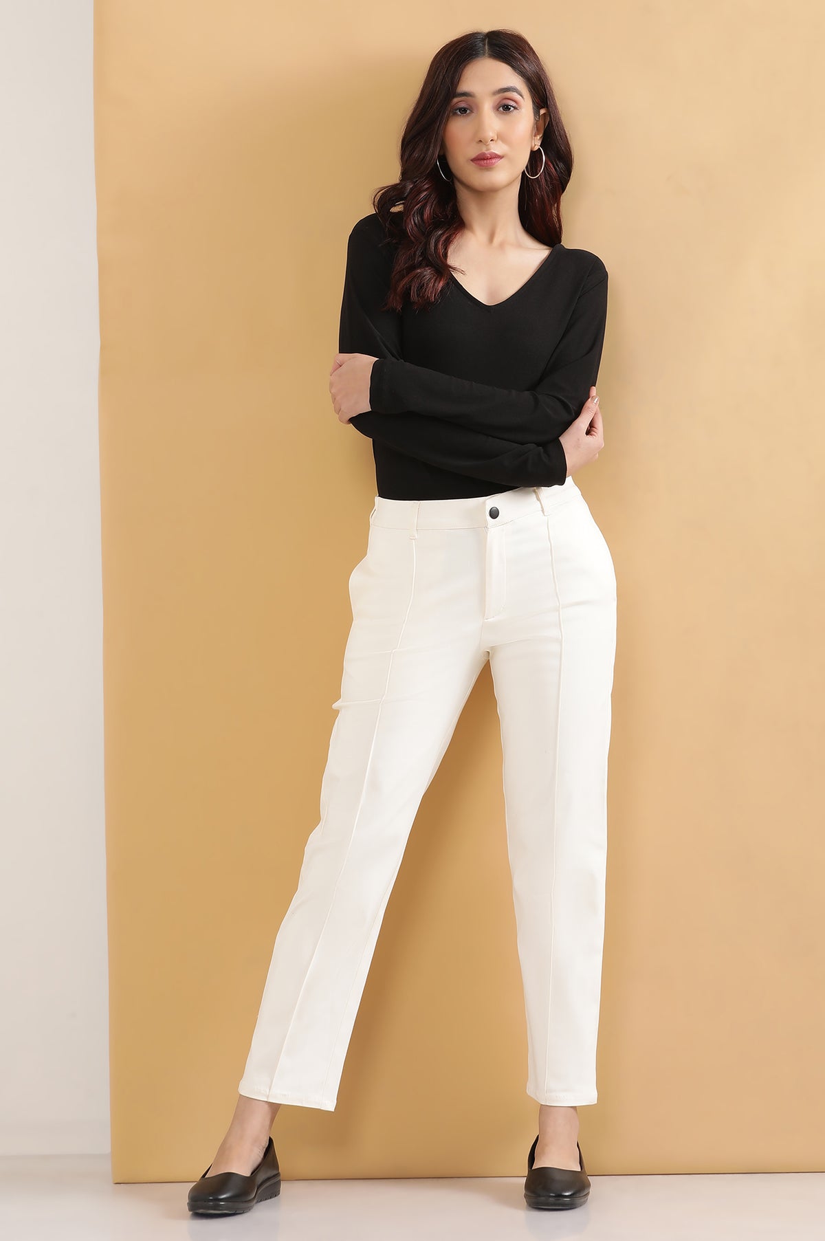 Elleven Women's Off White Solid Straight Fit Cotton Pants With Pintuck Detail - M