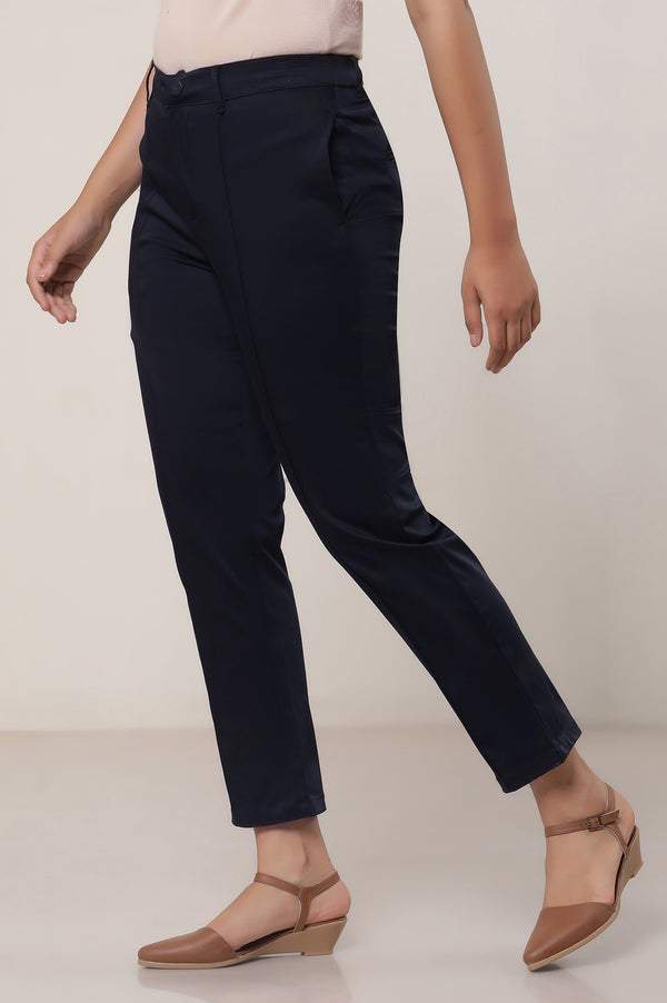 Black Solid Straight Fit Cotton Pants With Button And Zip Closure