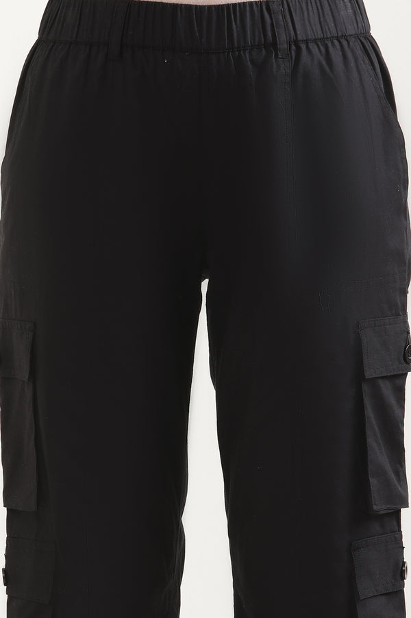 Black Solid Straight Fit Cotton Cropped Pants With Drawstring