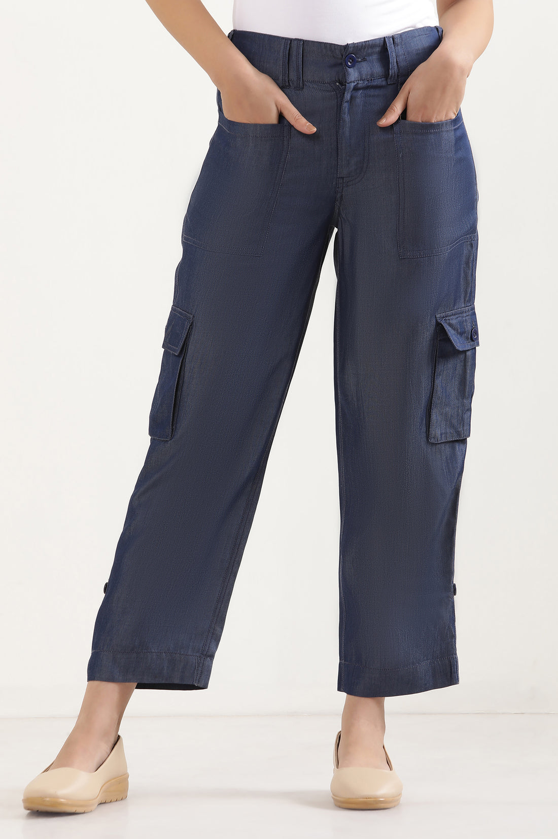 Blue Solid Straight Fit Lyocell Pants With Six Pockets