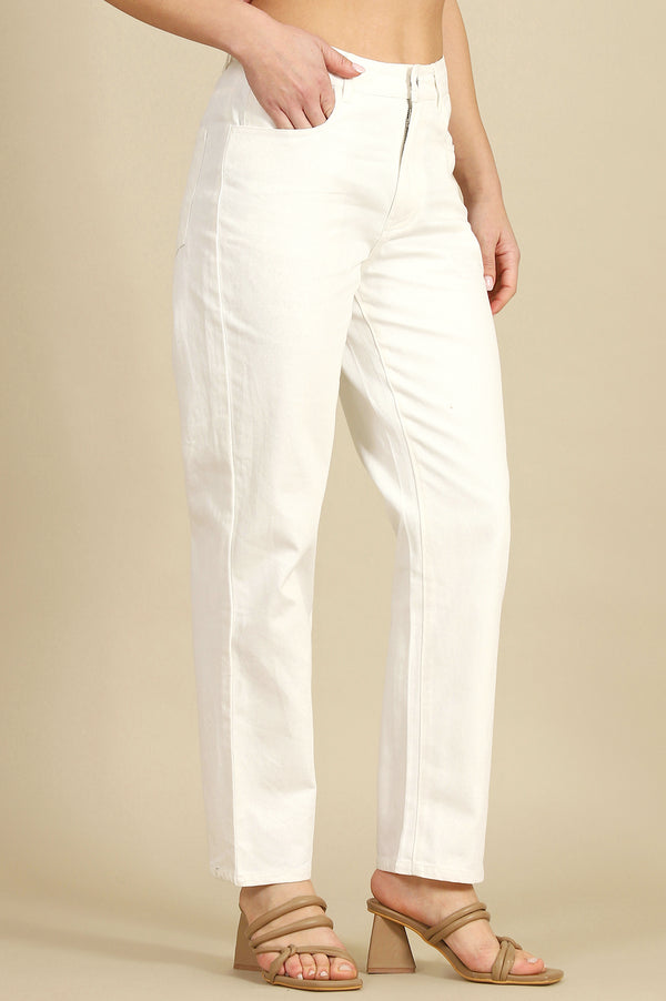 White Solid Straight Fit Cotton Pants With Button Closure