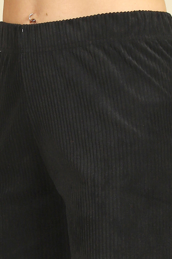 Black Solid Straight Fit Cotton Pants With Slip On Closure