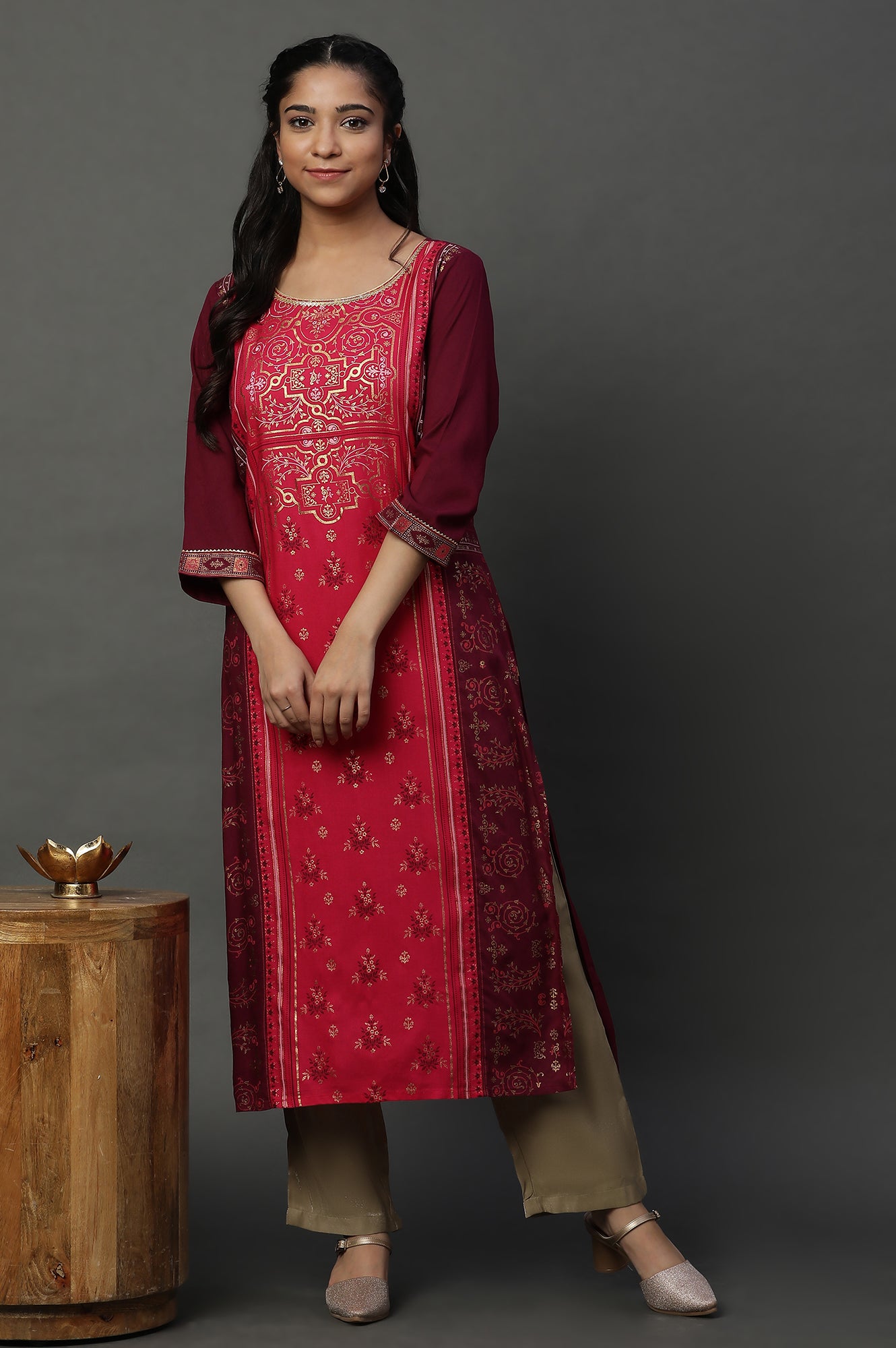 Pink Metallic Embroidered Kurta