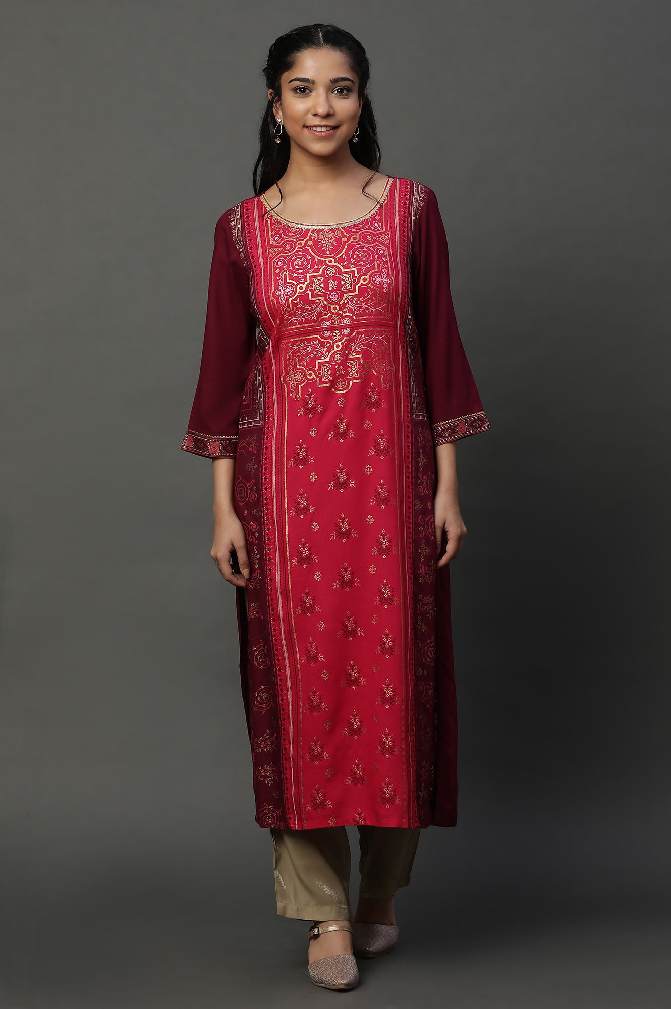 Pink Metallic Embroidered Kurta