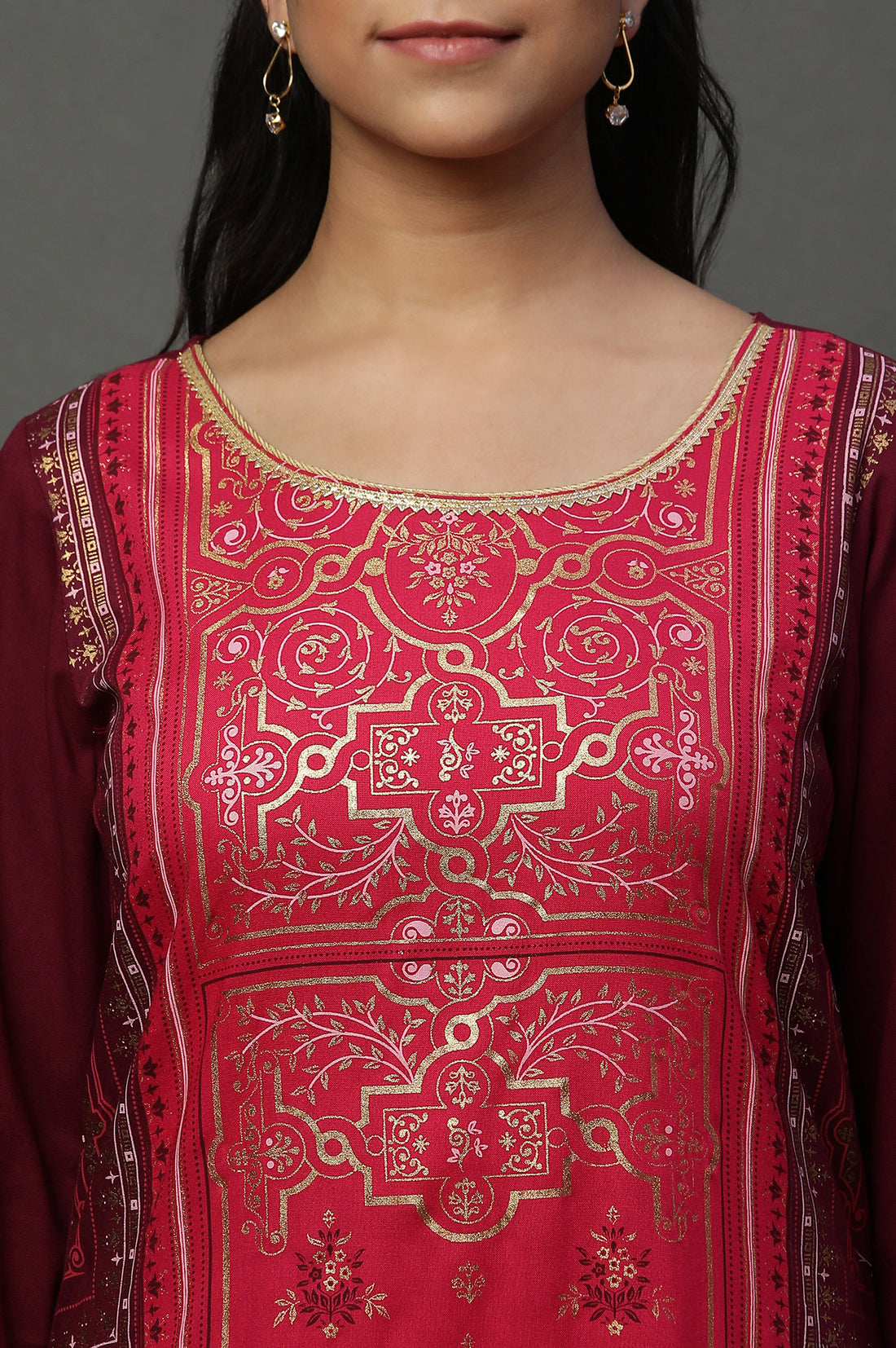 Pink Metallic Embroidered Kurta