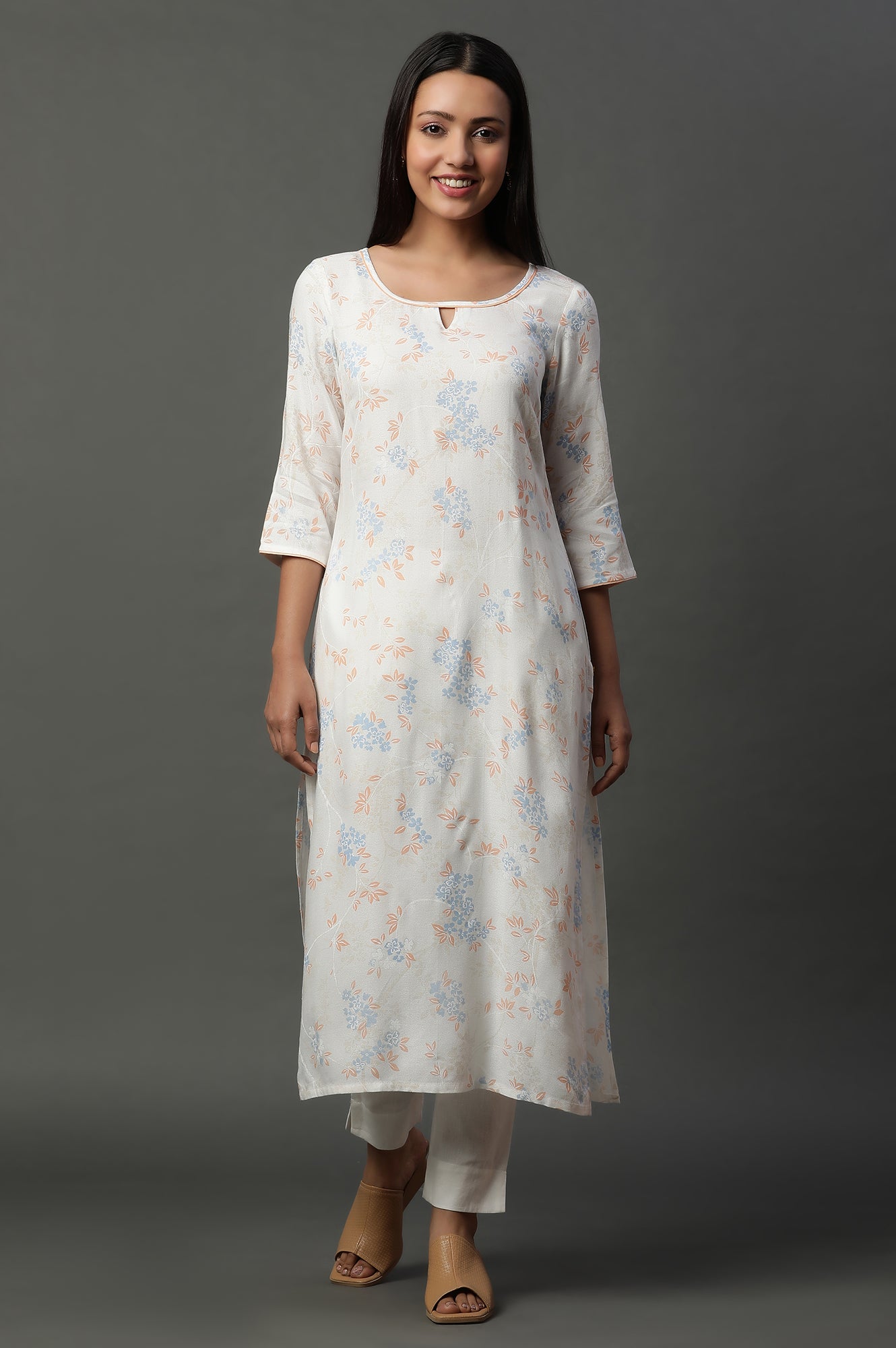 White Boat Neck Floral Printed Kurta