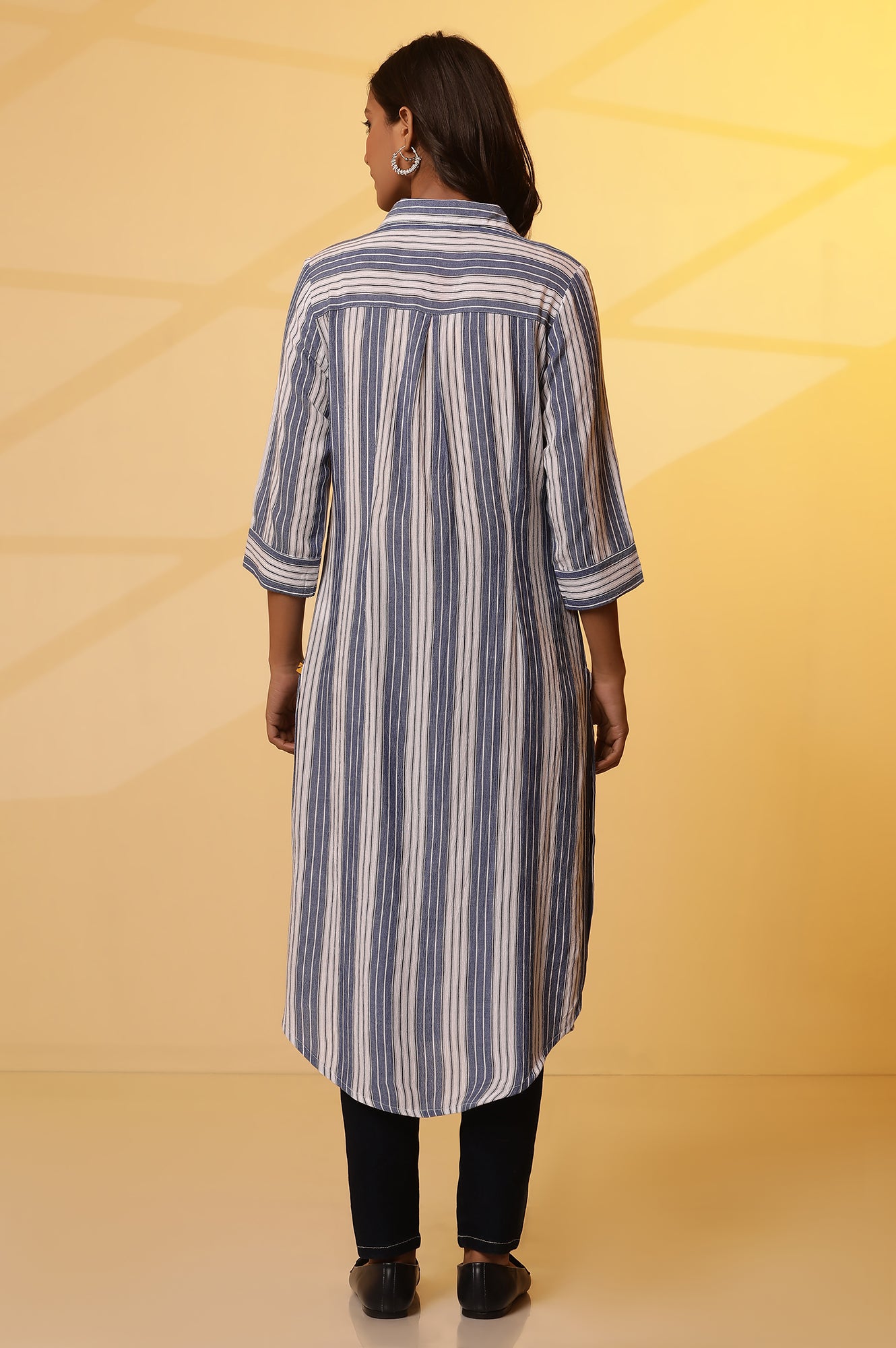 Blue and White Stripe Yarn-Dyed Casual Kurta