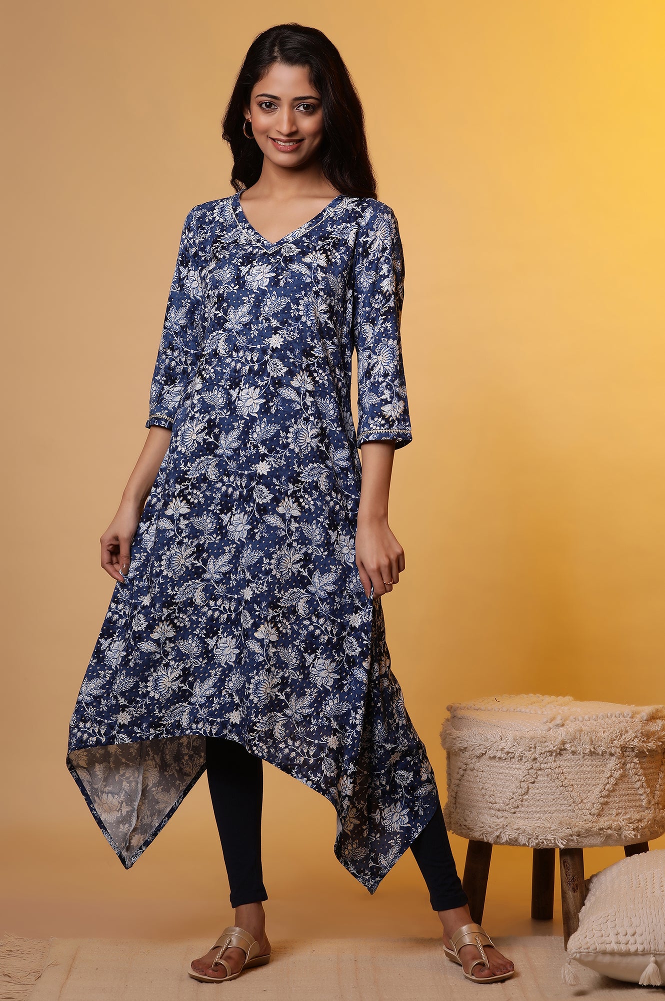 Blue Asymmetrical Floral Printed Kurta