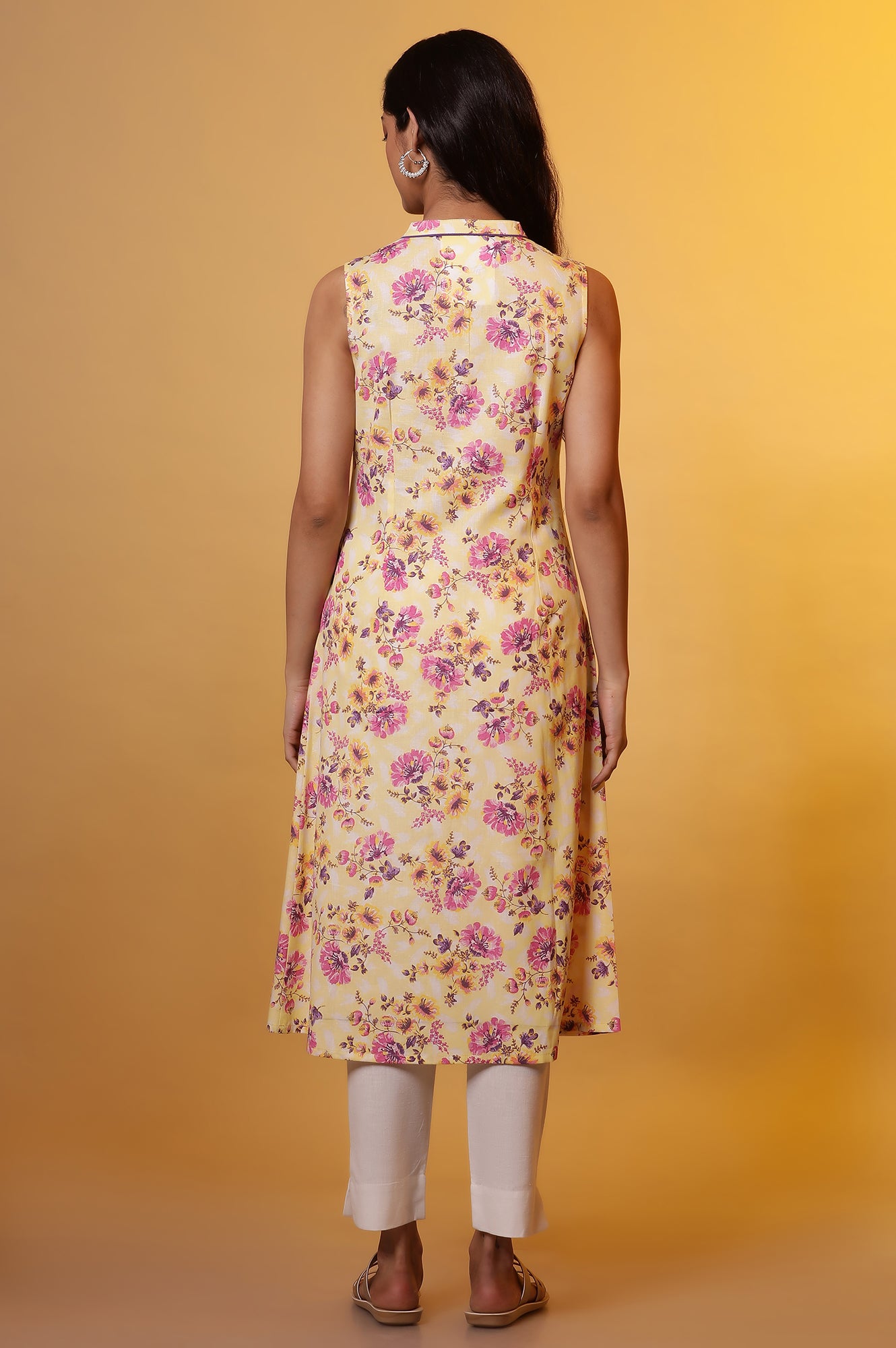 Yellow Sleeveless Floral Printed Kurta