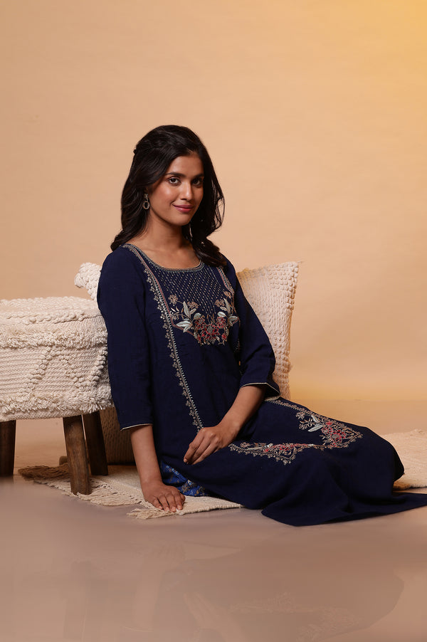 Blue Solid Embroidered Straight Woven Kurta