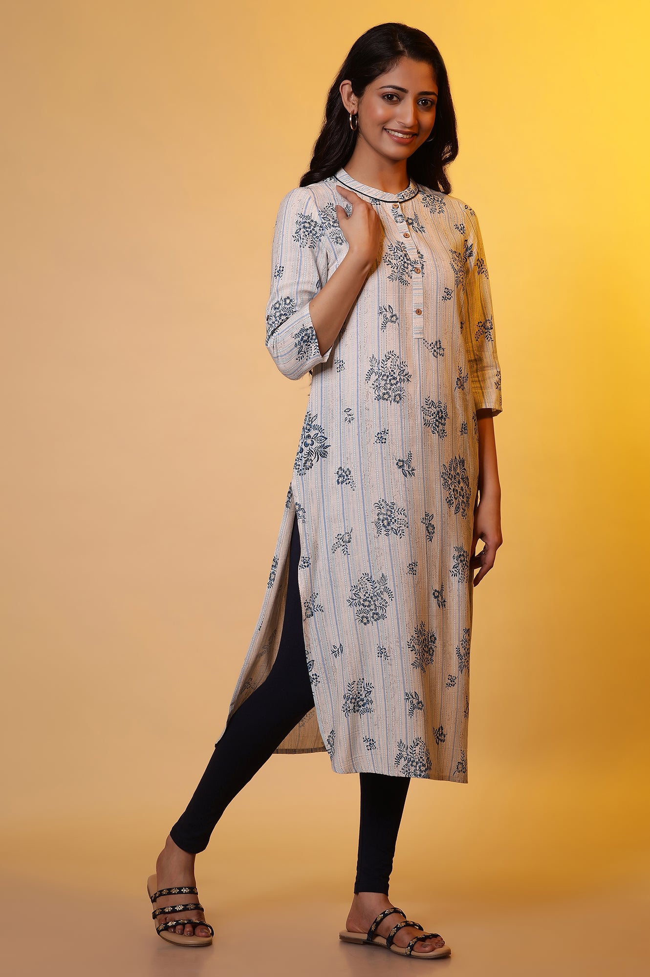 Beige and Blue Floral Printed Kurta