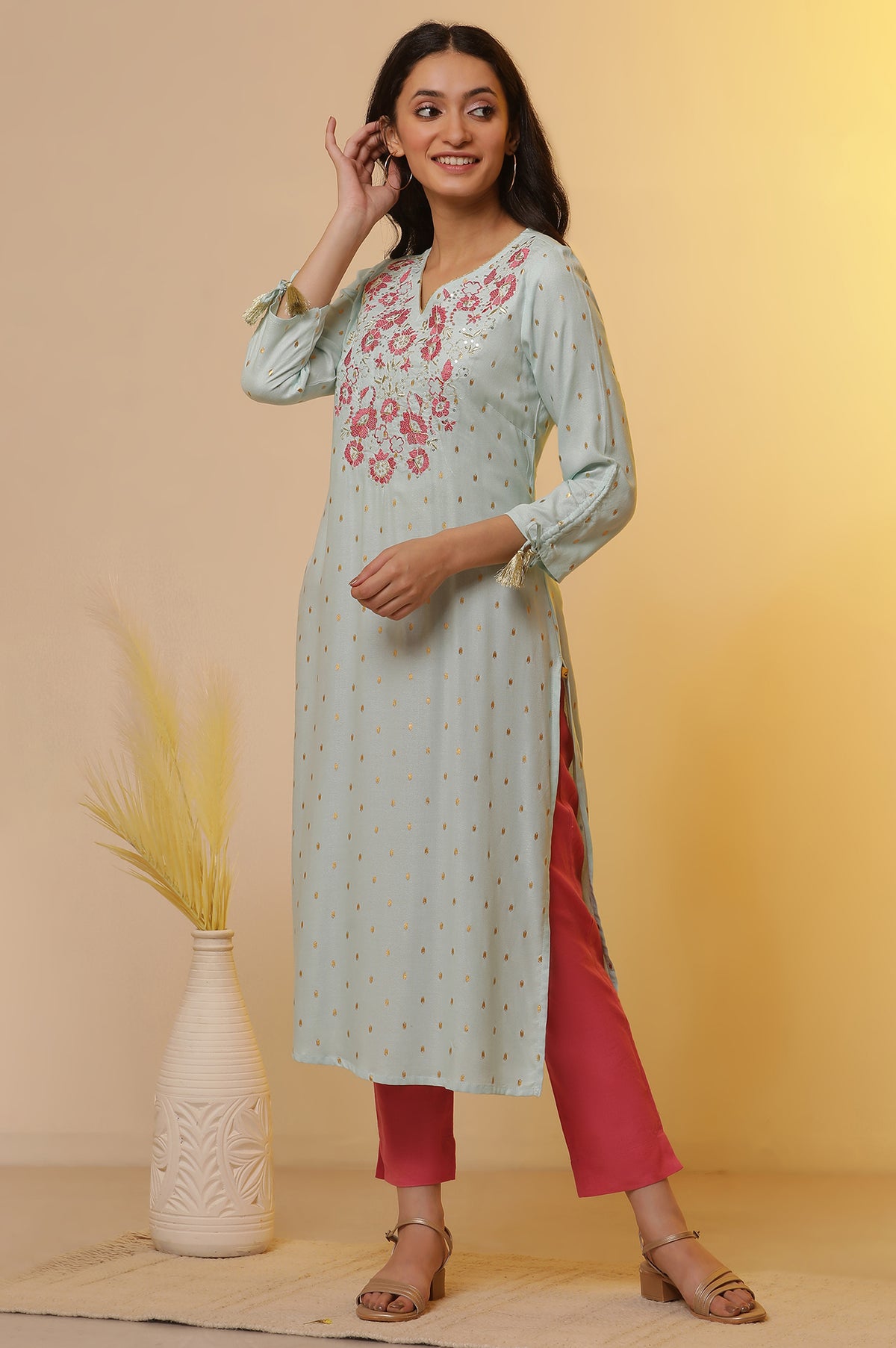 Blue Embroidered Festive Kurta - XS