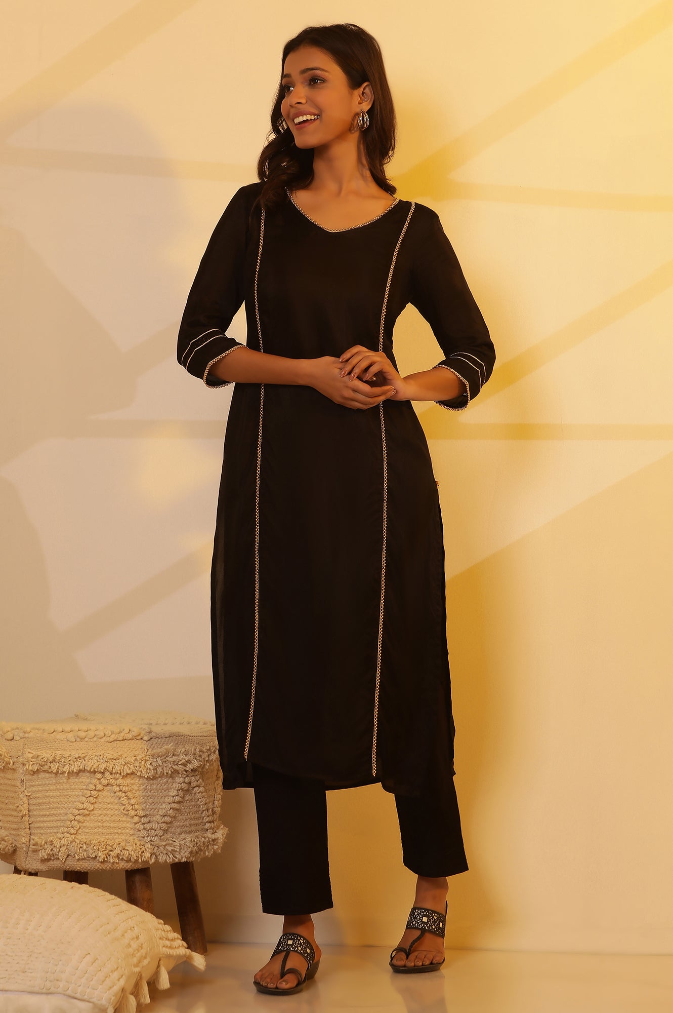 Black Shantung Embellished Kurta