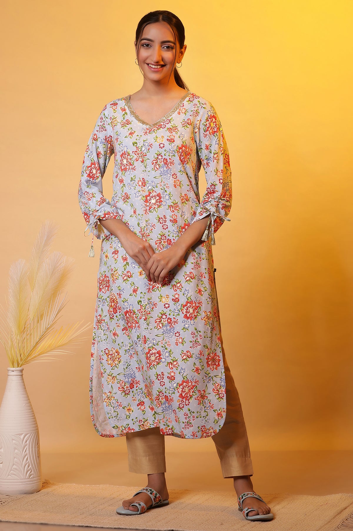 Blue Floral Printed Kurta with Embroidered Neck - XS