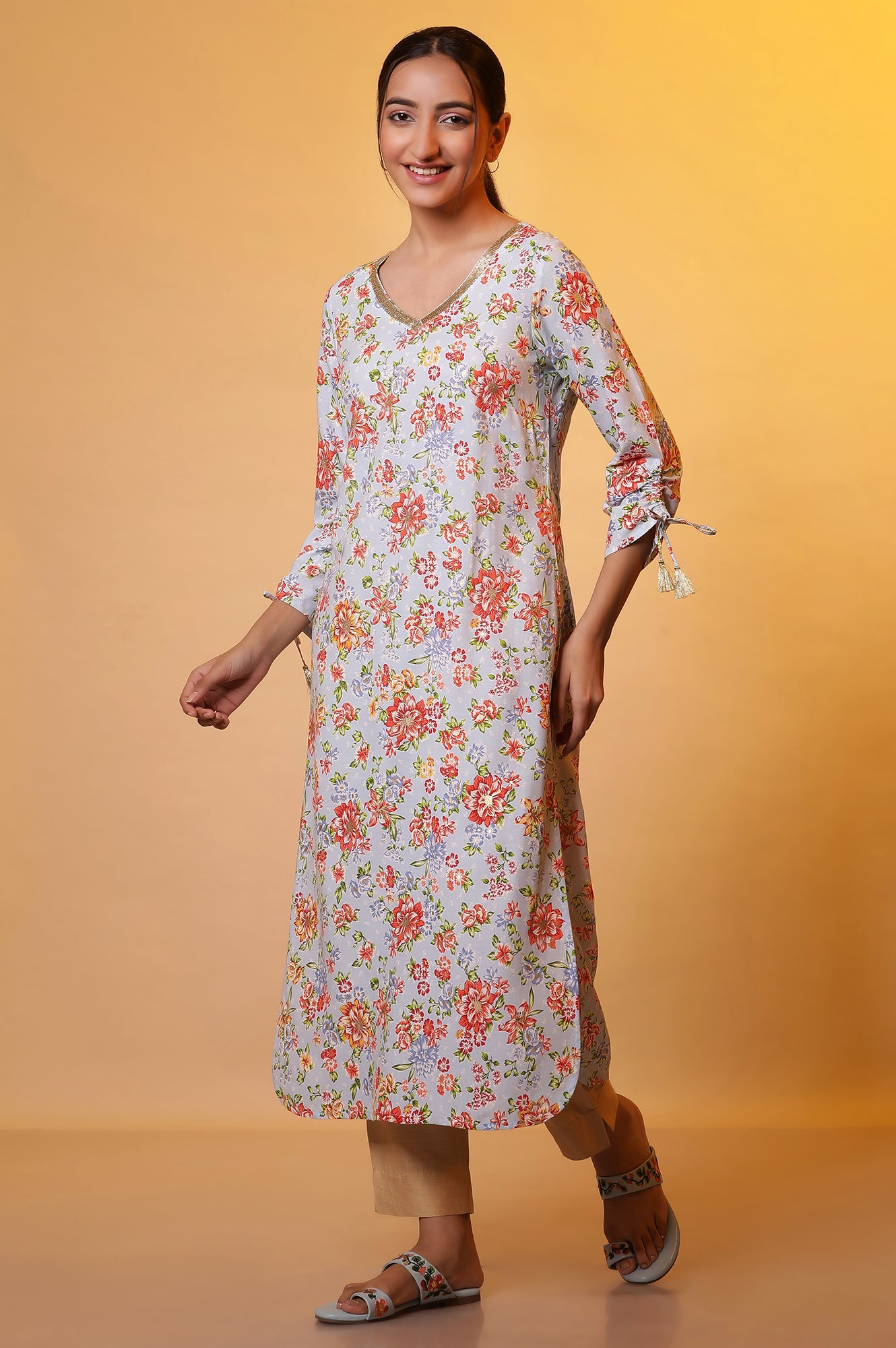 Blue Floral Printed Kurta with Embroidered Neck