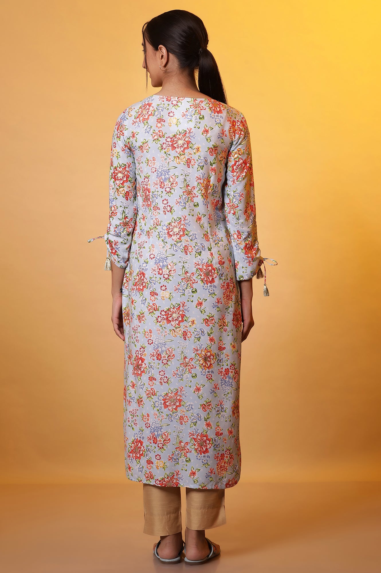 Blue Floral Printed Kurta with Embroidered Neck