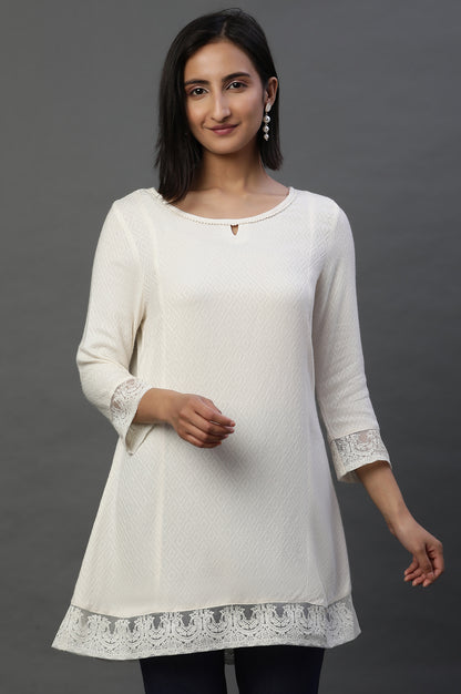 Off-White A-line Western Textured Kurti