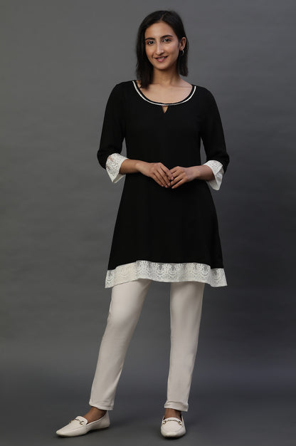 Black A-line Western Textured Kurti