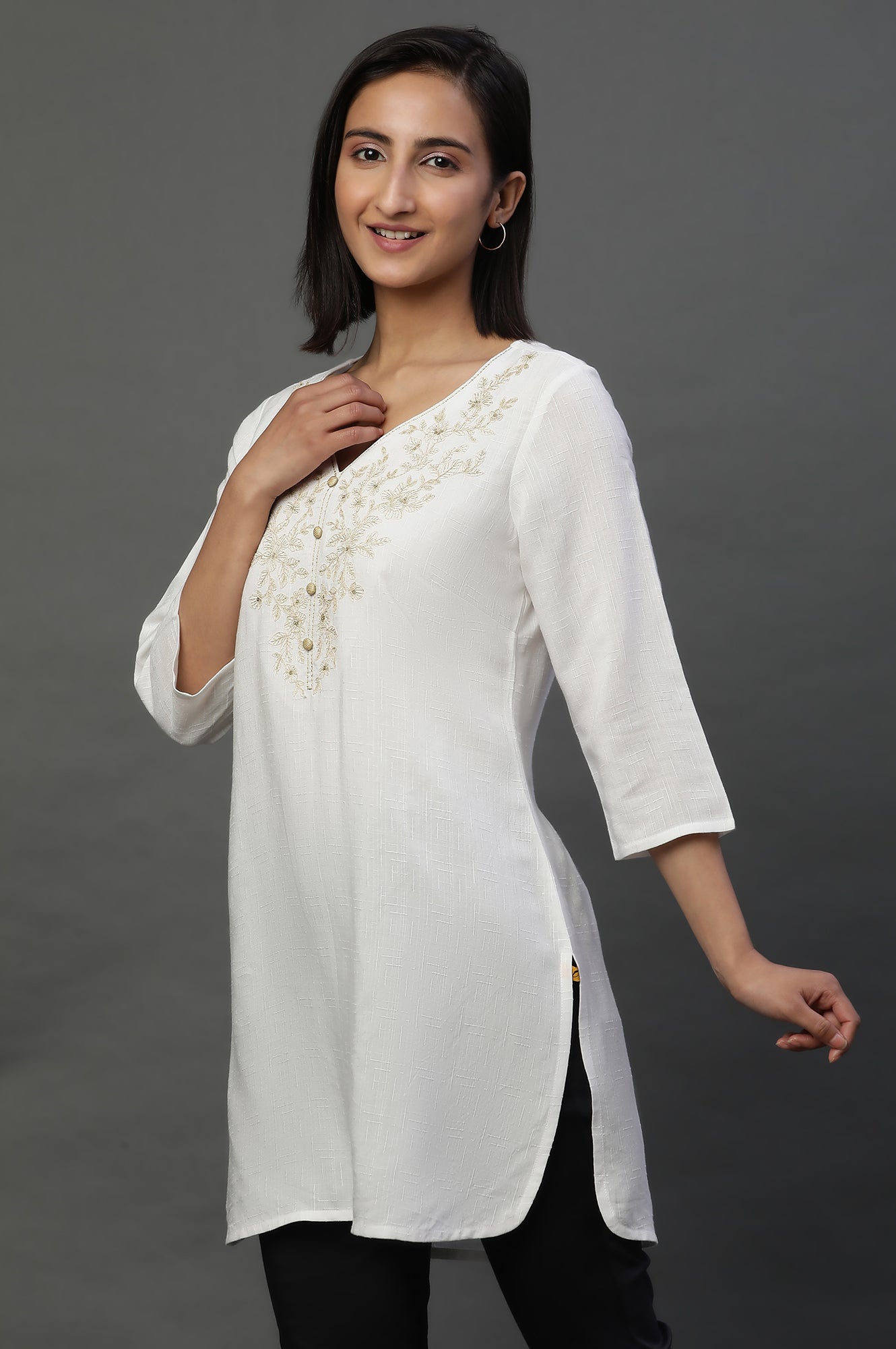 White Zari Embroidered V-neck Kurti