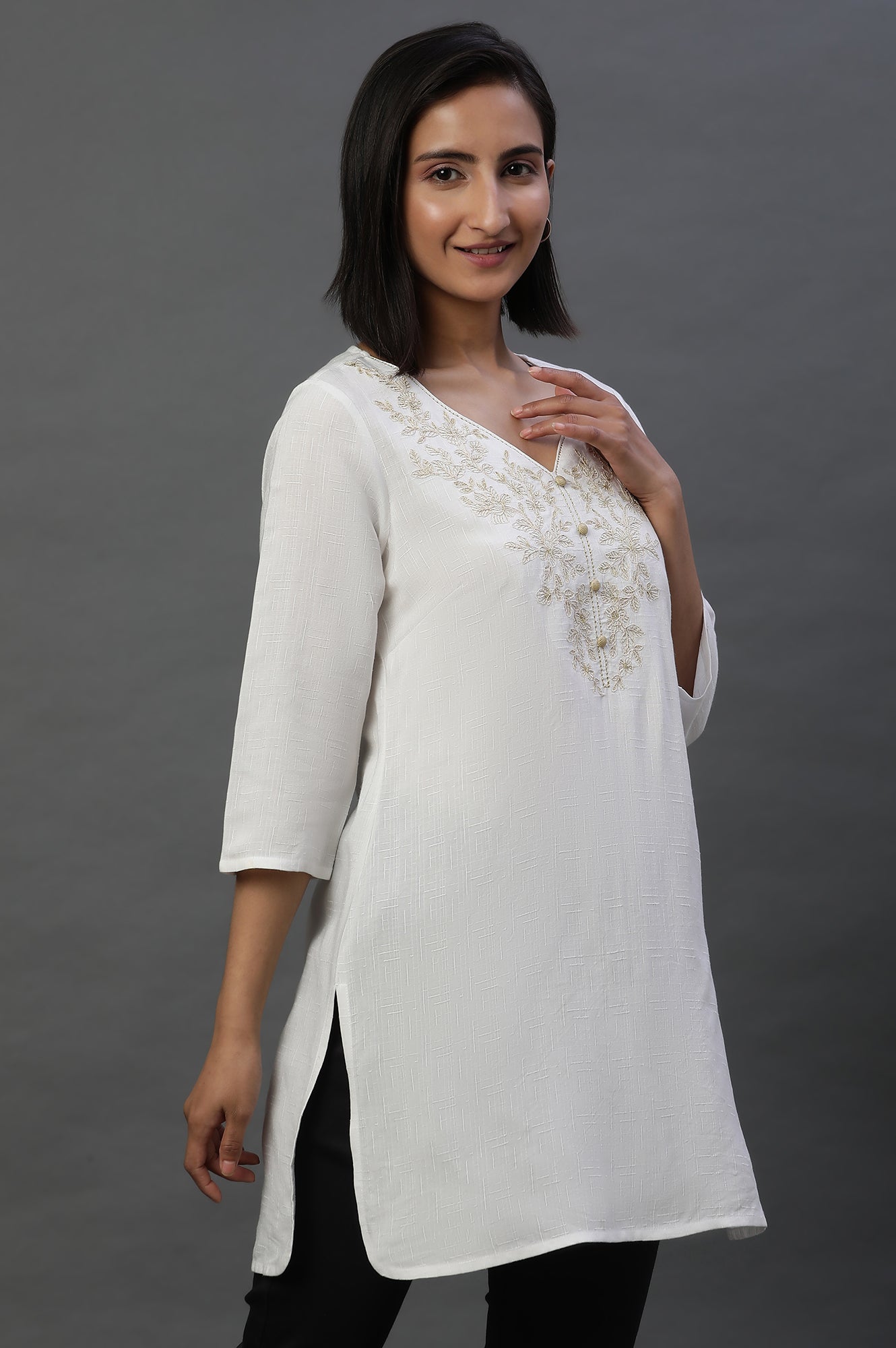 White Zari Embroidered V-neck Kurti