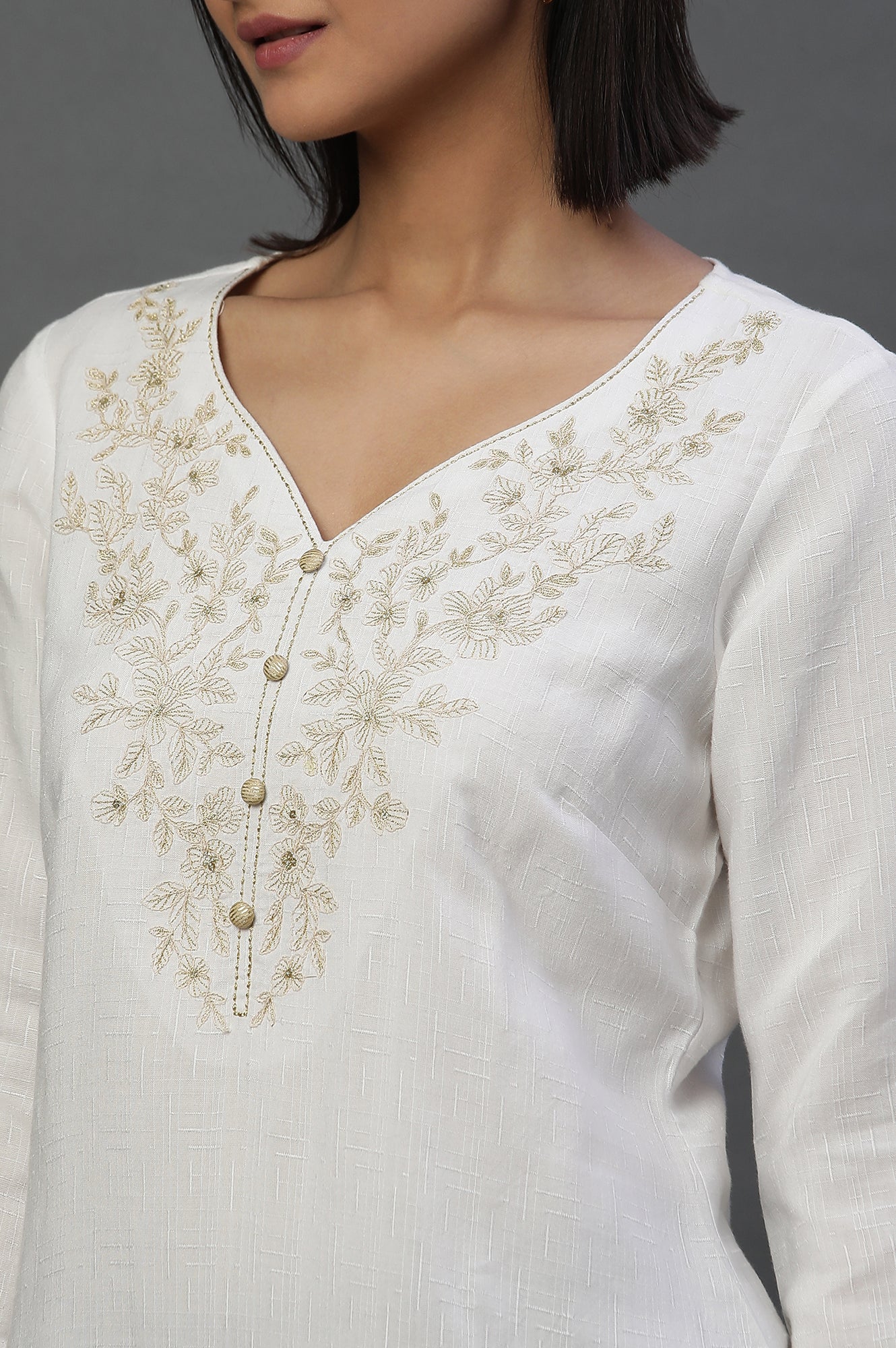 White Zari Embroidered V-neck Kurti