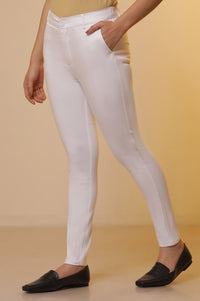 White Solid Slim Cotton Pants