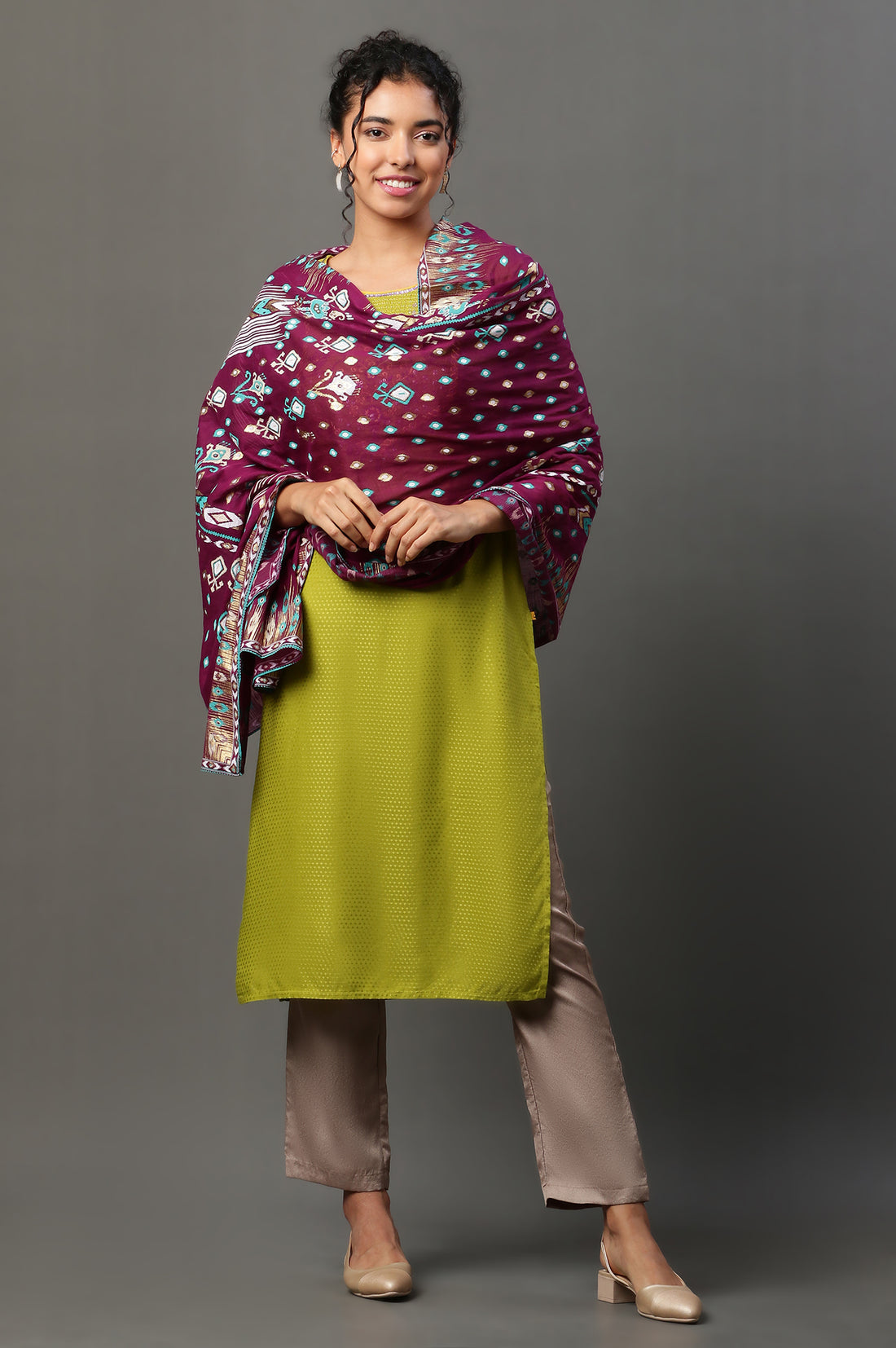 Marron Floral Zari Print Chiffon Dupatta