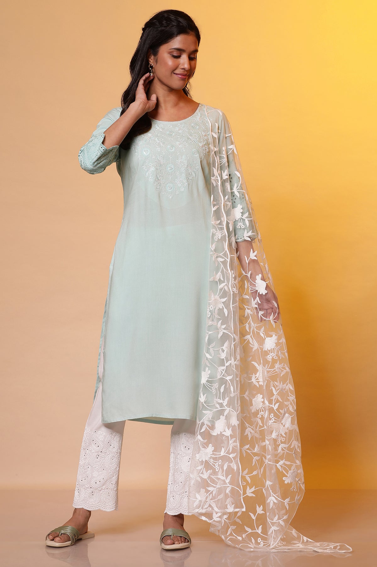 White Floral Embroidered Rectangular Net Dupatta - FS