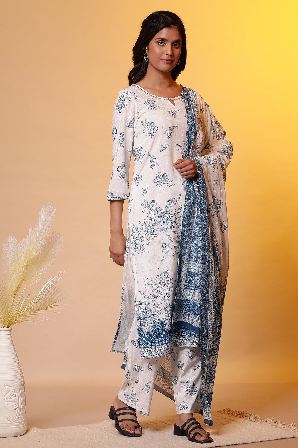 White Floral Printed Kurta, Palazzo and Dupatta Set - S