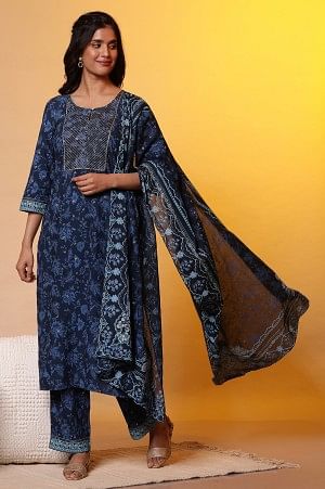 Blue Floral Printed Kurta with Zari Embroidery