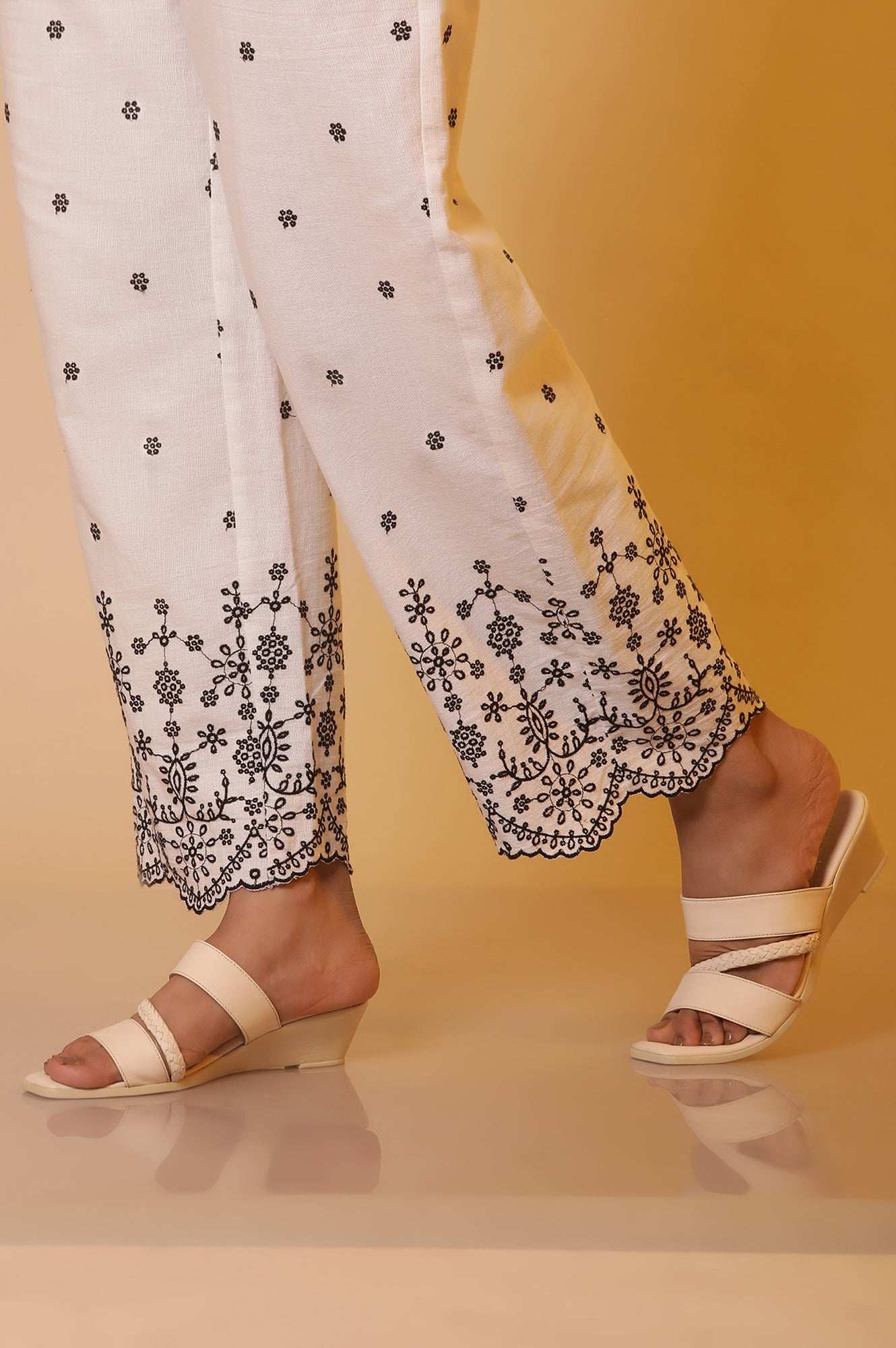 White Schiffli Straight Kurta and Pants Co-ord Set