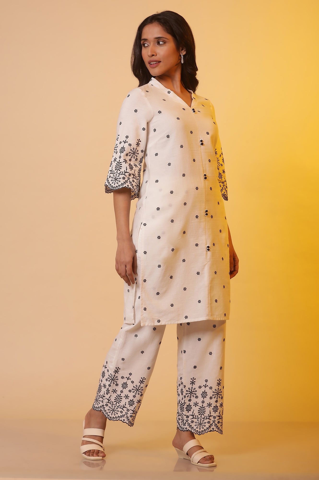 White Schiffli Straight Kurta and Pants Co-ord Set