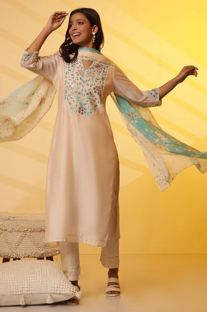 Whote Embroidered Kurta, Trousers and Dupatta Set