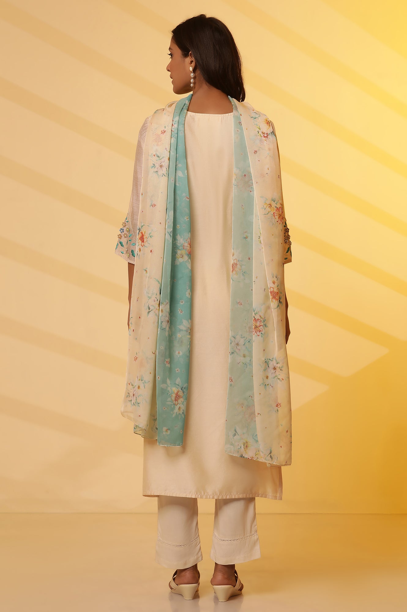 Whote Embroidered Kurta, Trousers and Dupatta Set