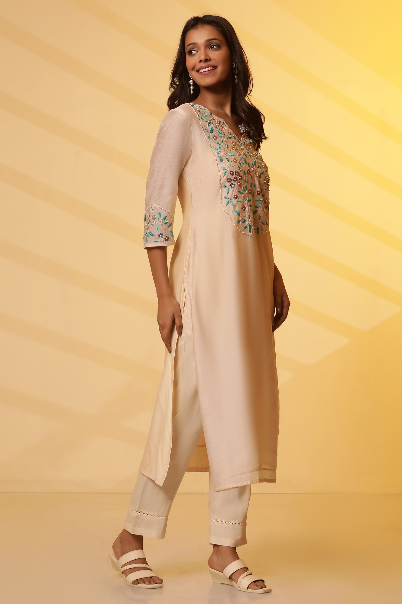 Whote Embroidered Kurta, Trousers and Dupatta Set