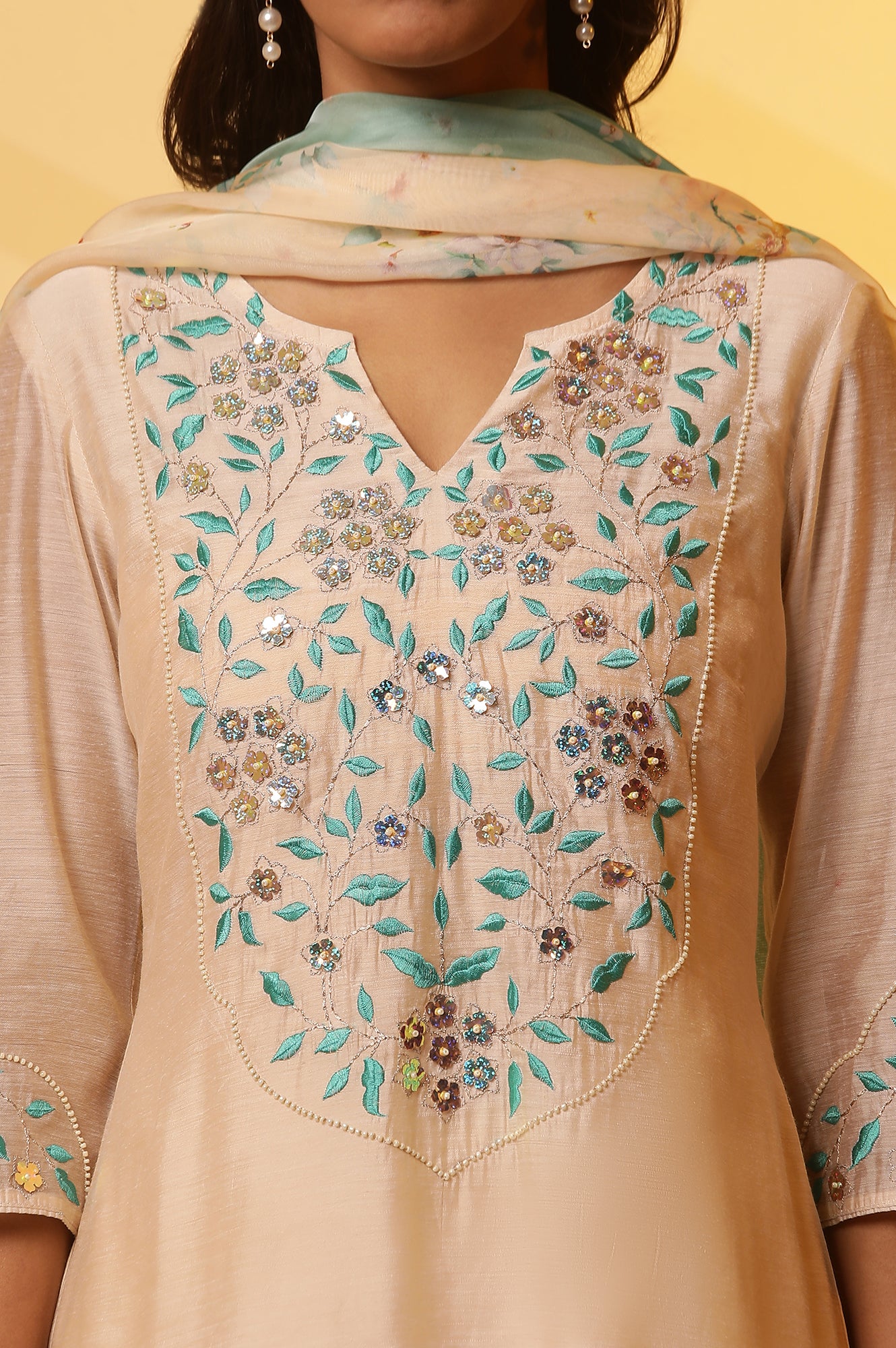 Whote Embroidered Kurta, Trousers and Dupatta Set