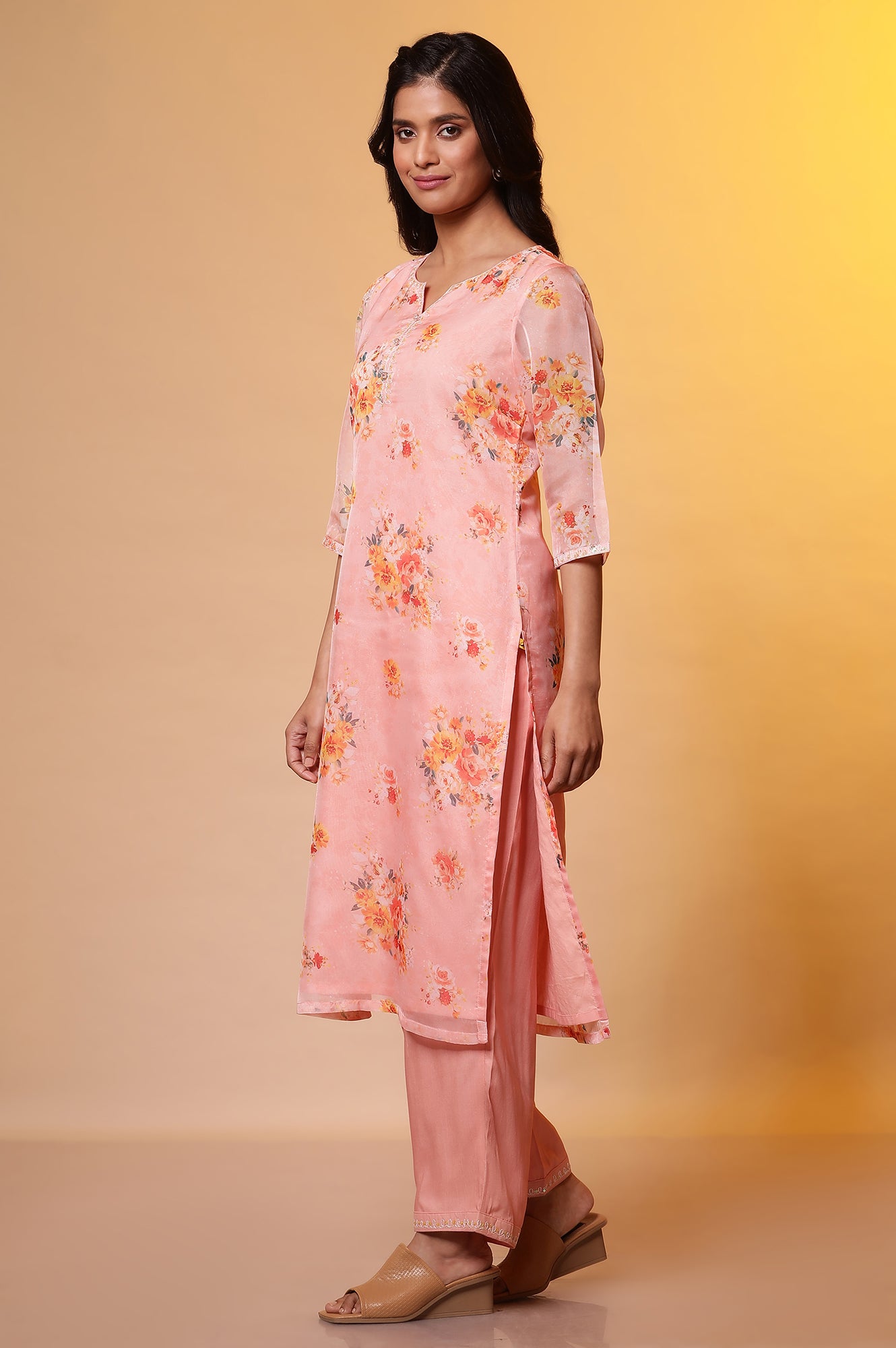 Peach Floral Printed Straight Kurta, Pants and Organza Dupatta