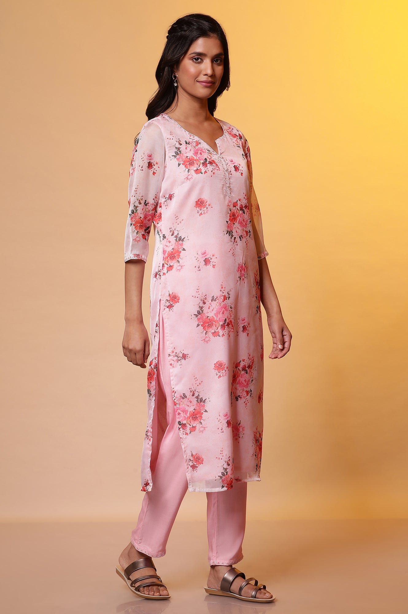 Pink Floral Printed Straight Kurta, Pants and Organza Dupatta